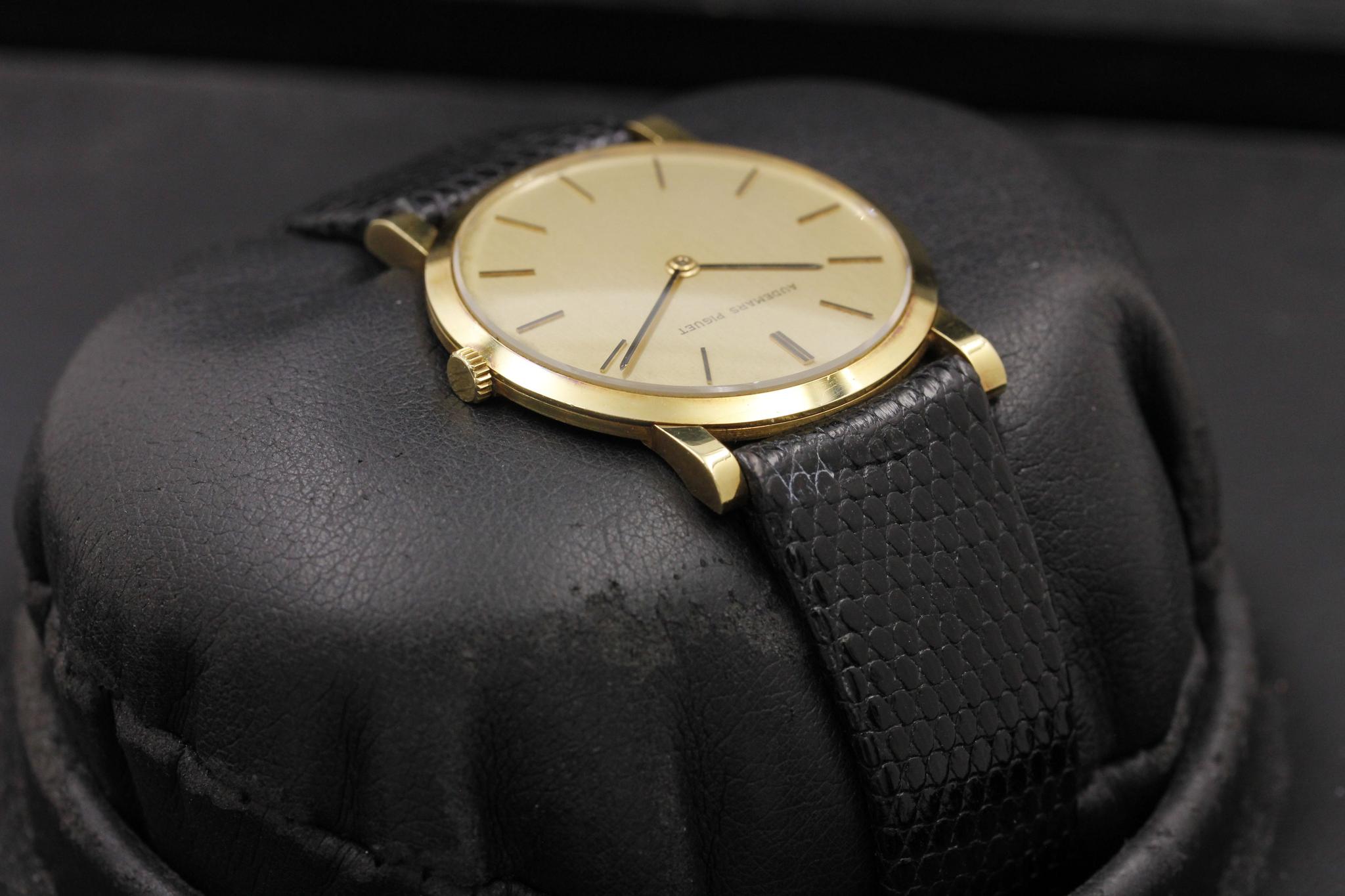 Watch Image 5
