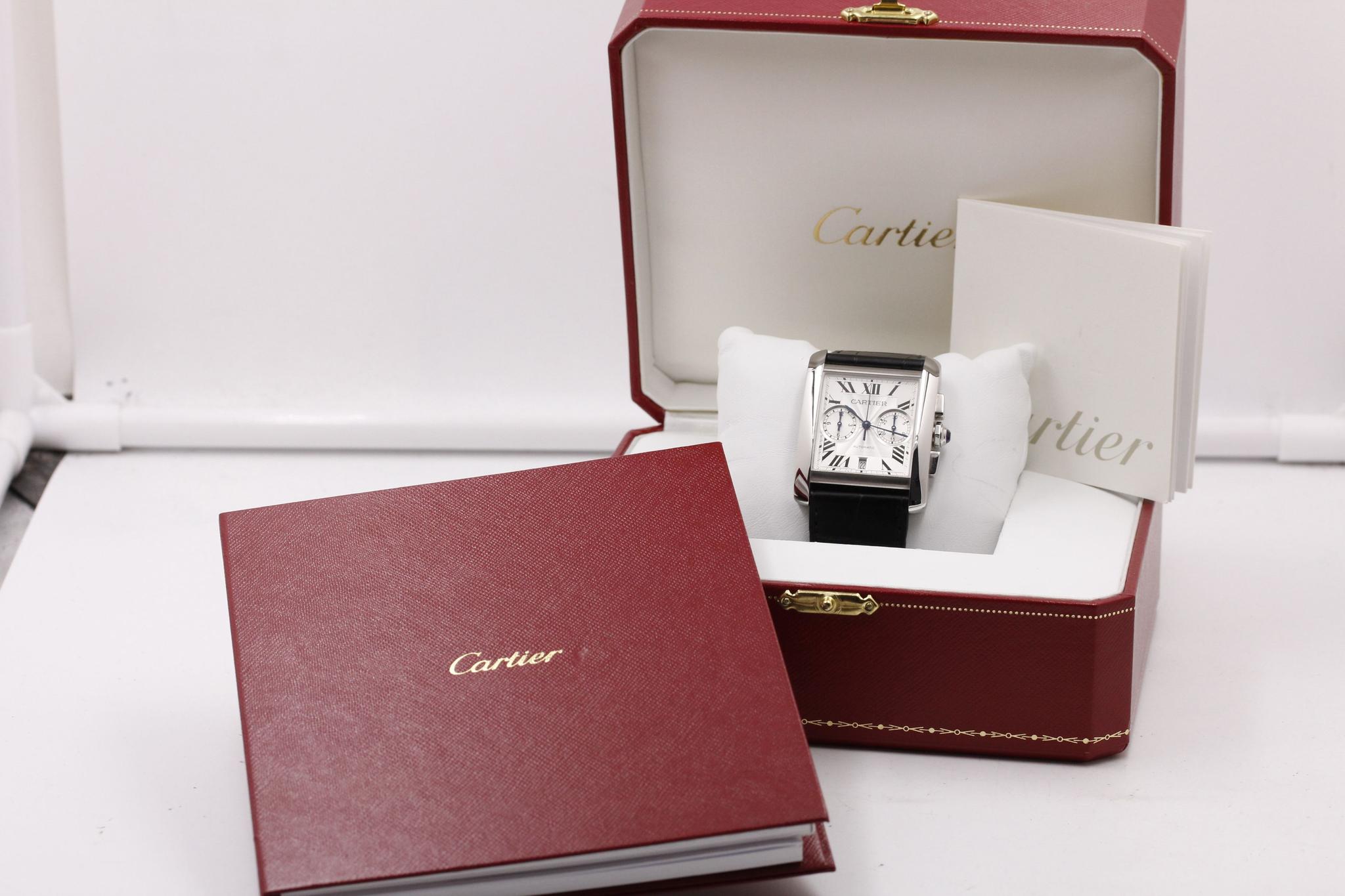 Watch Image 12