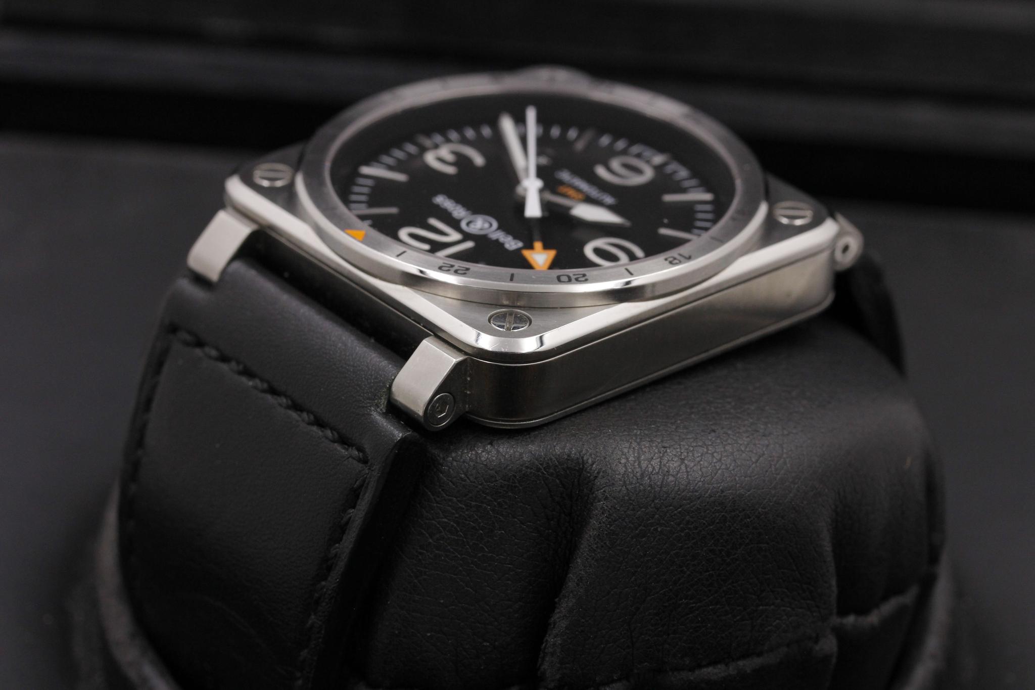 Watch Image 6