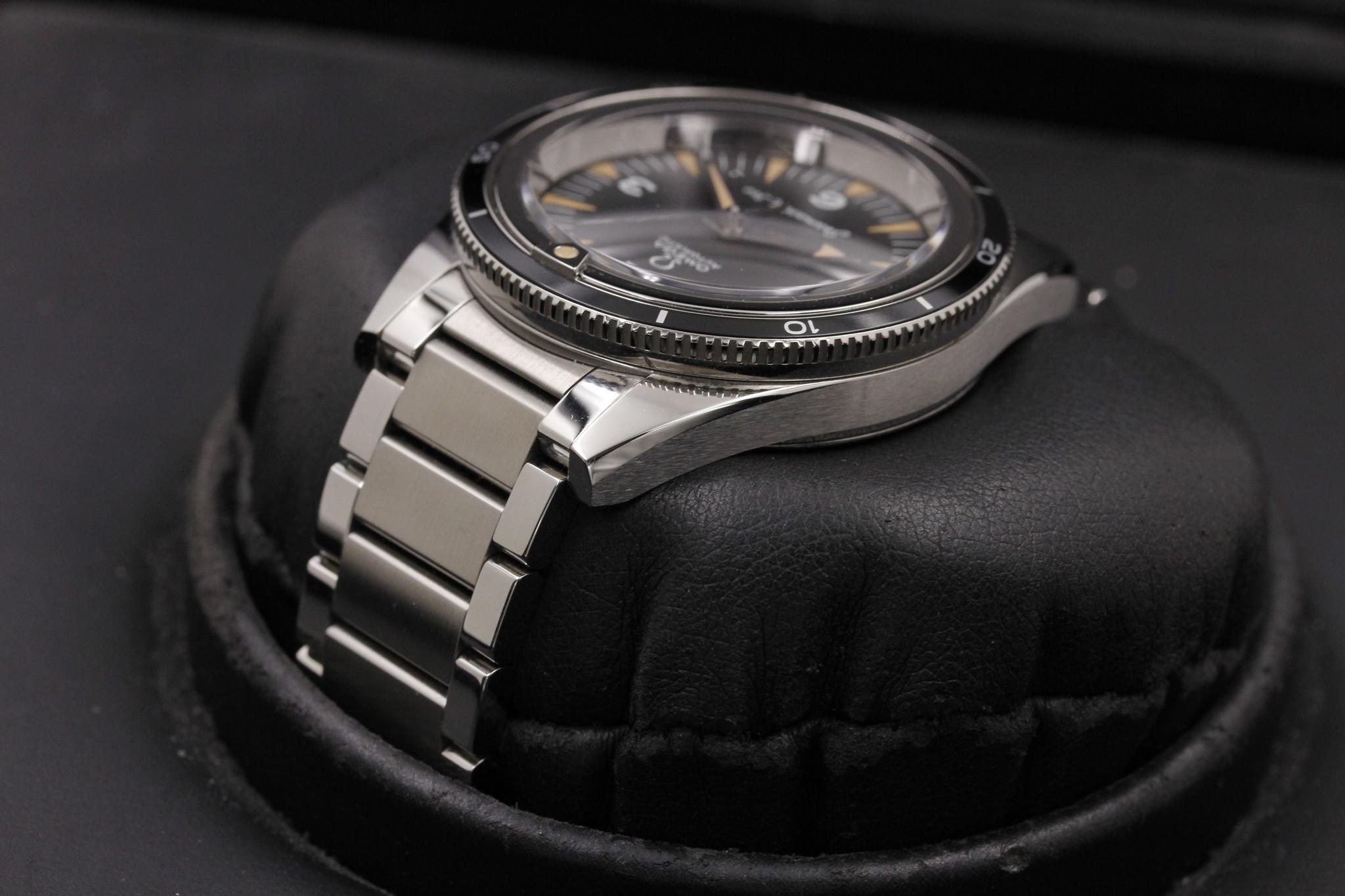 Watch Image 5