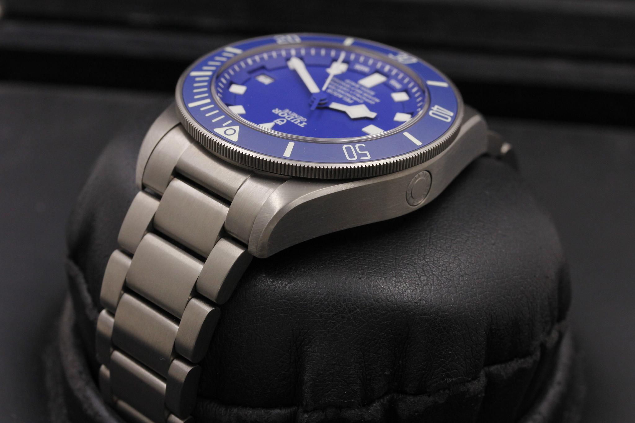 Watch Image 5