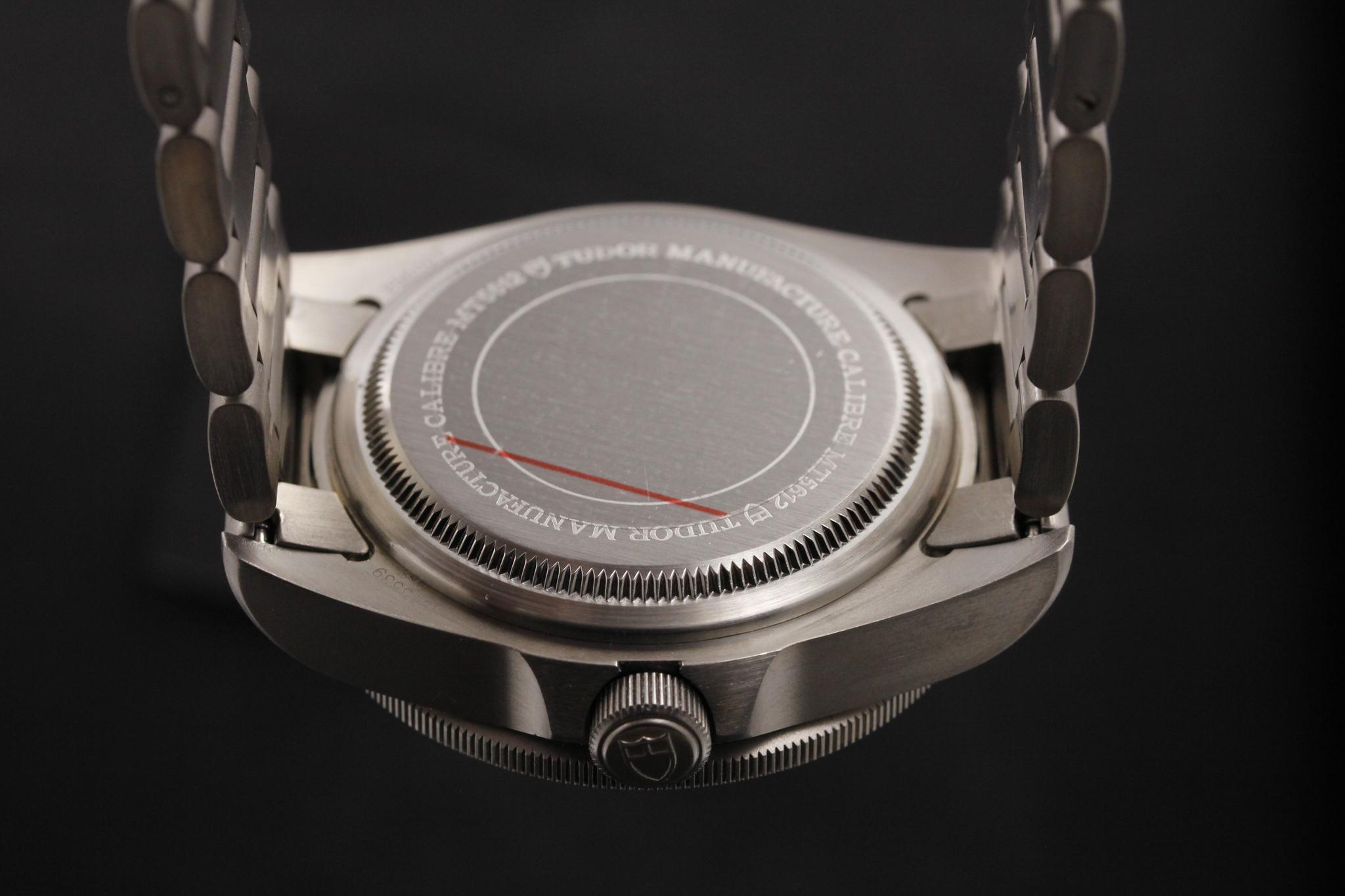 Watch Image 7