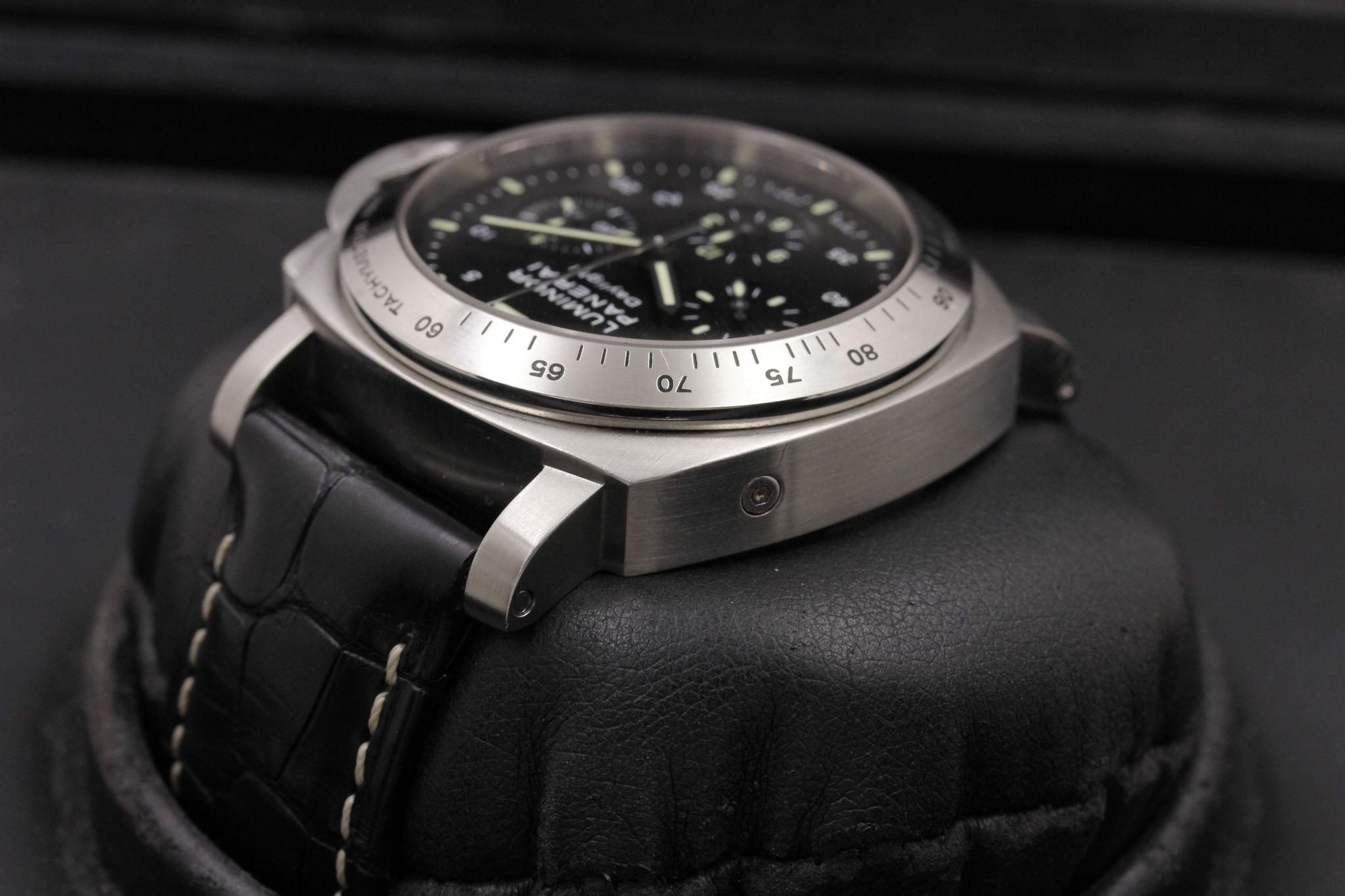 Watch Image 5