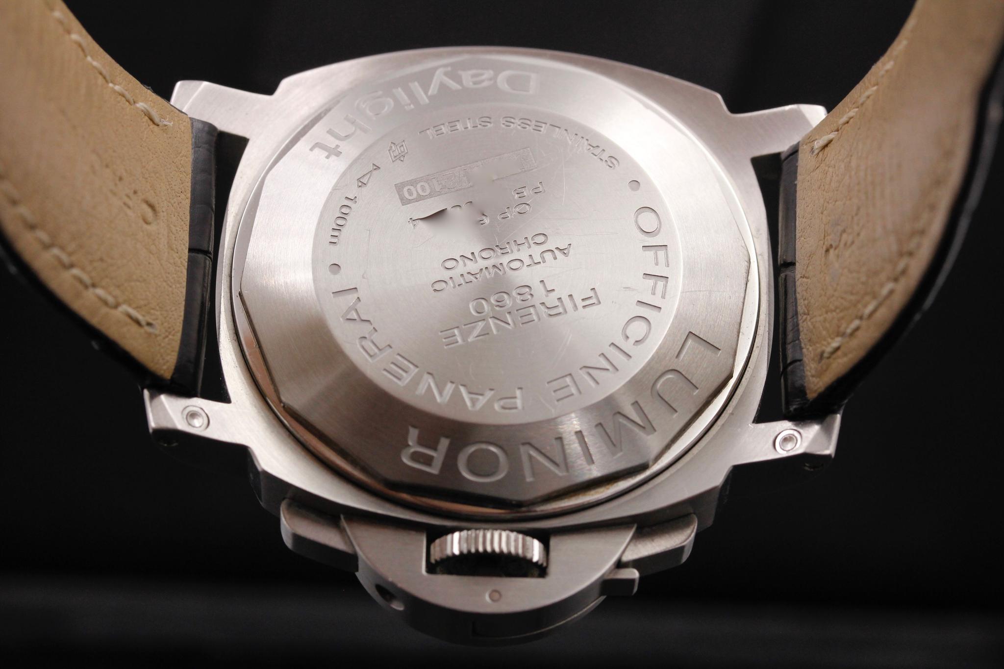 Watch Image 7