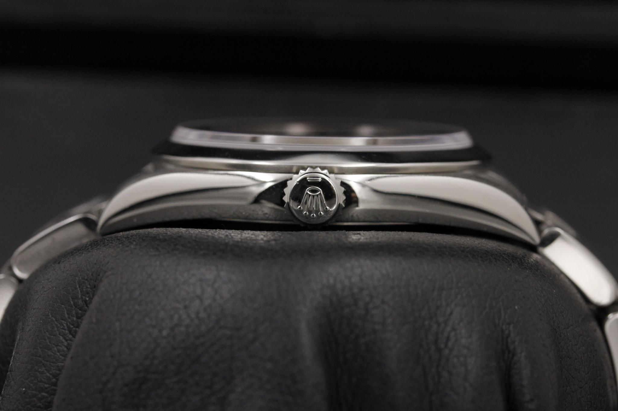 Watch Image 3