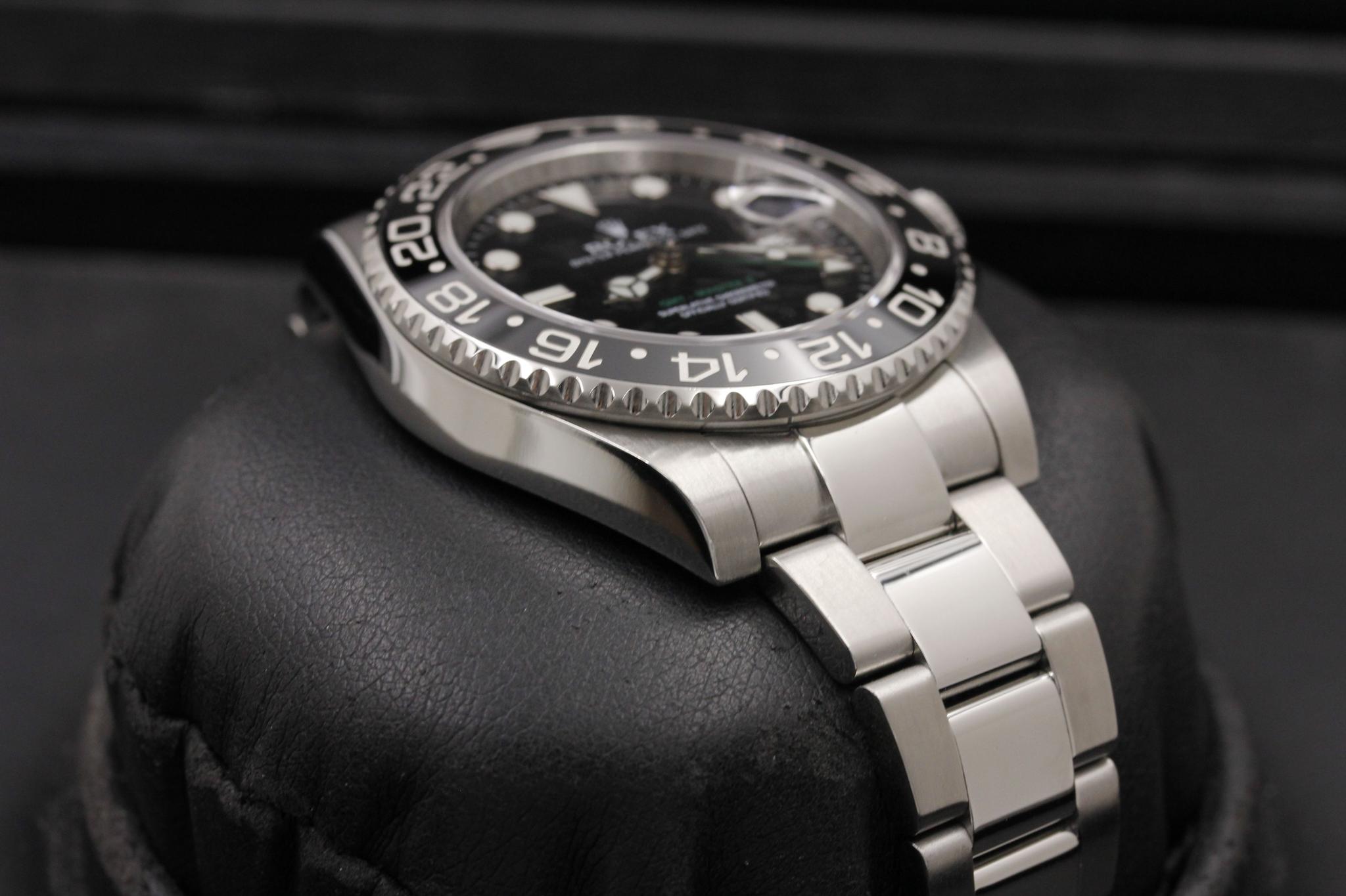 Watch Image 6
