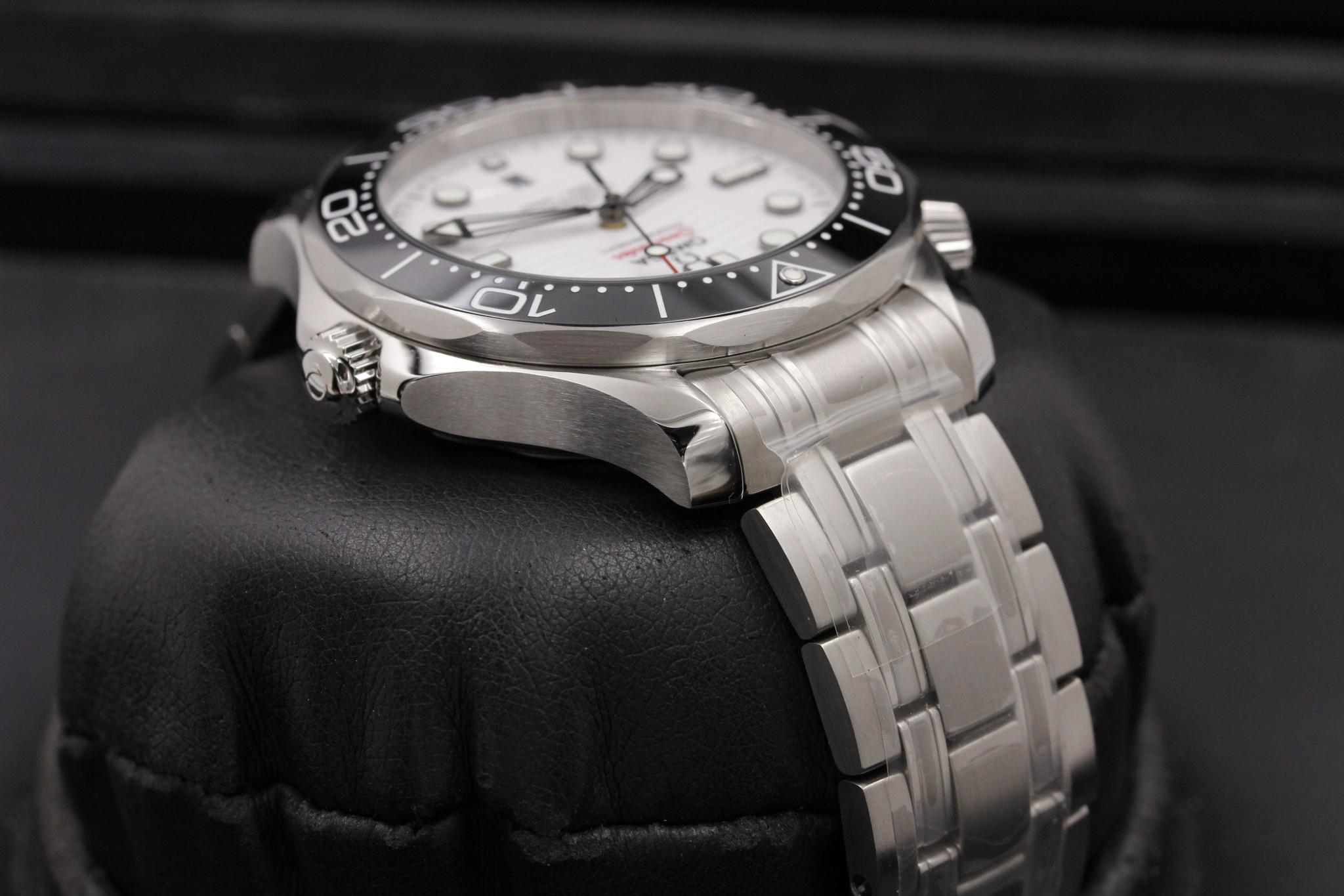 Watch Image 2