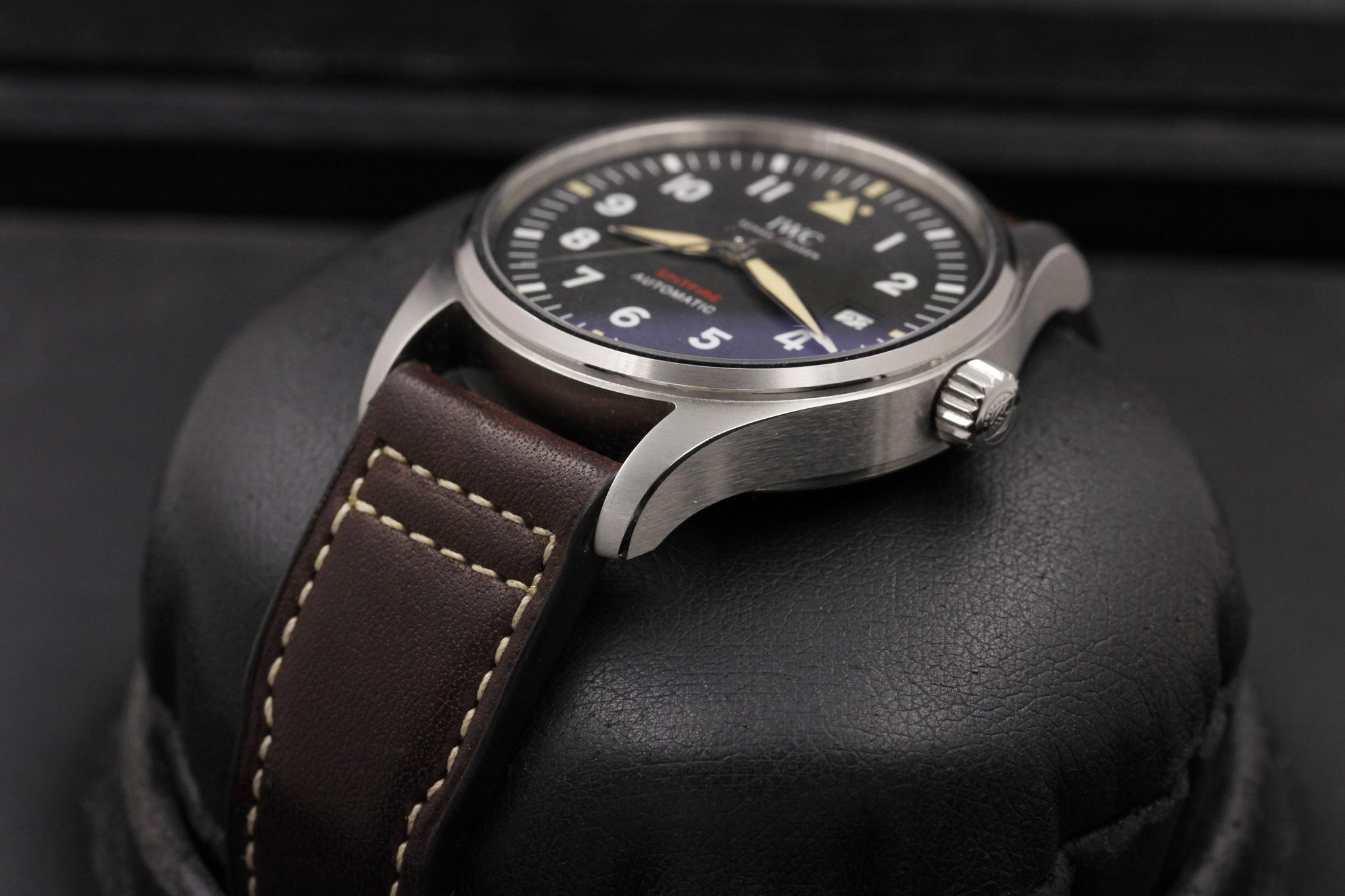Watch Image 2