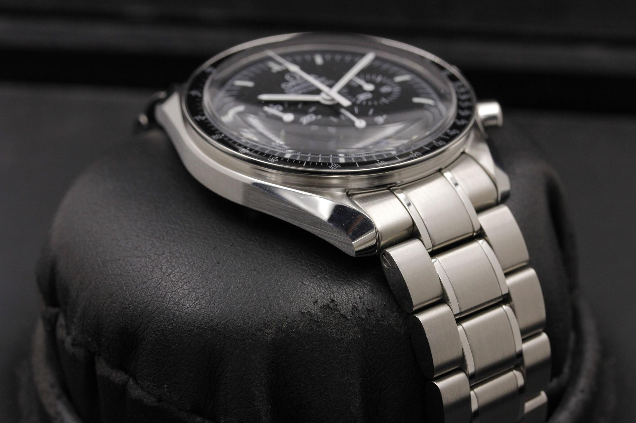 Watch Image 6