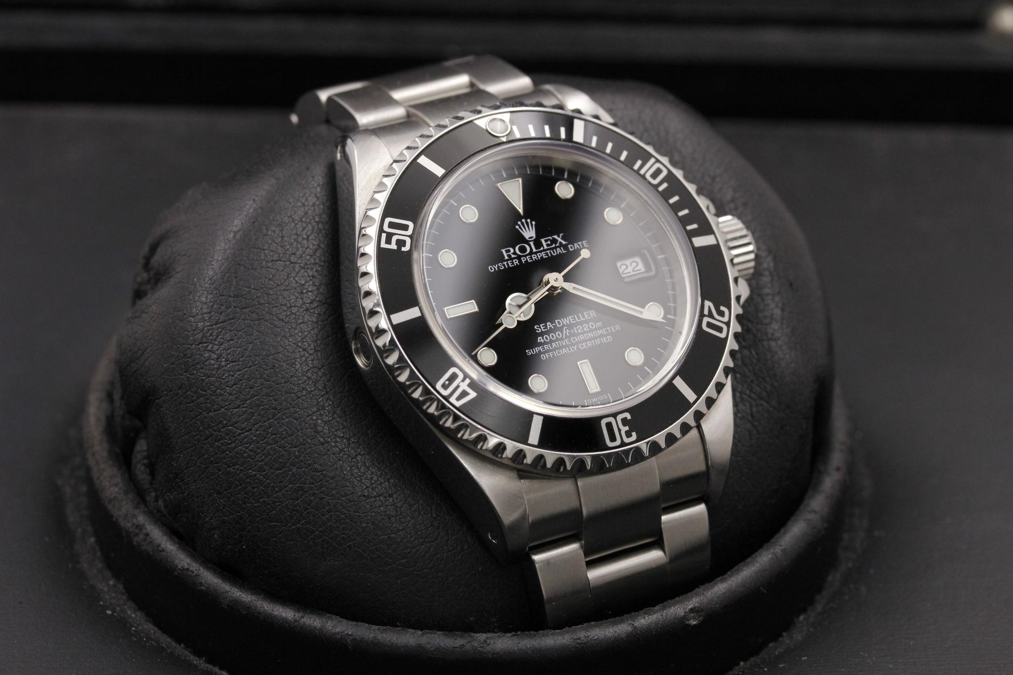 Watch Image 11