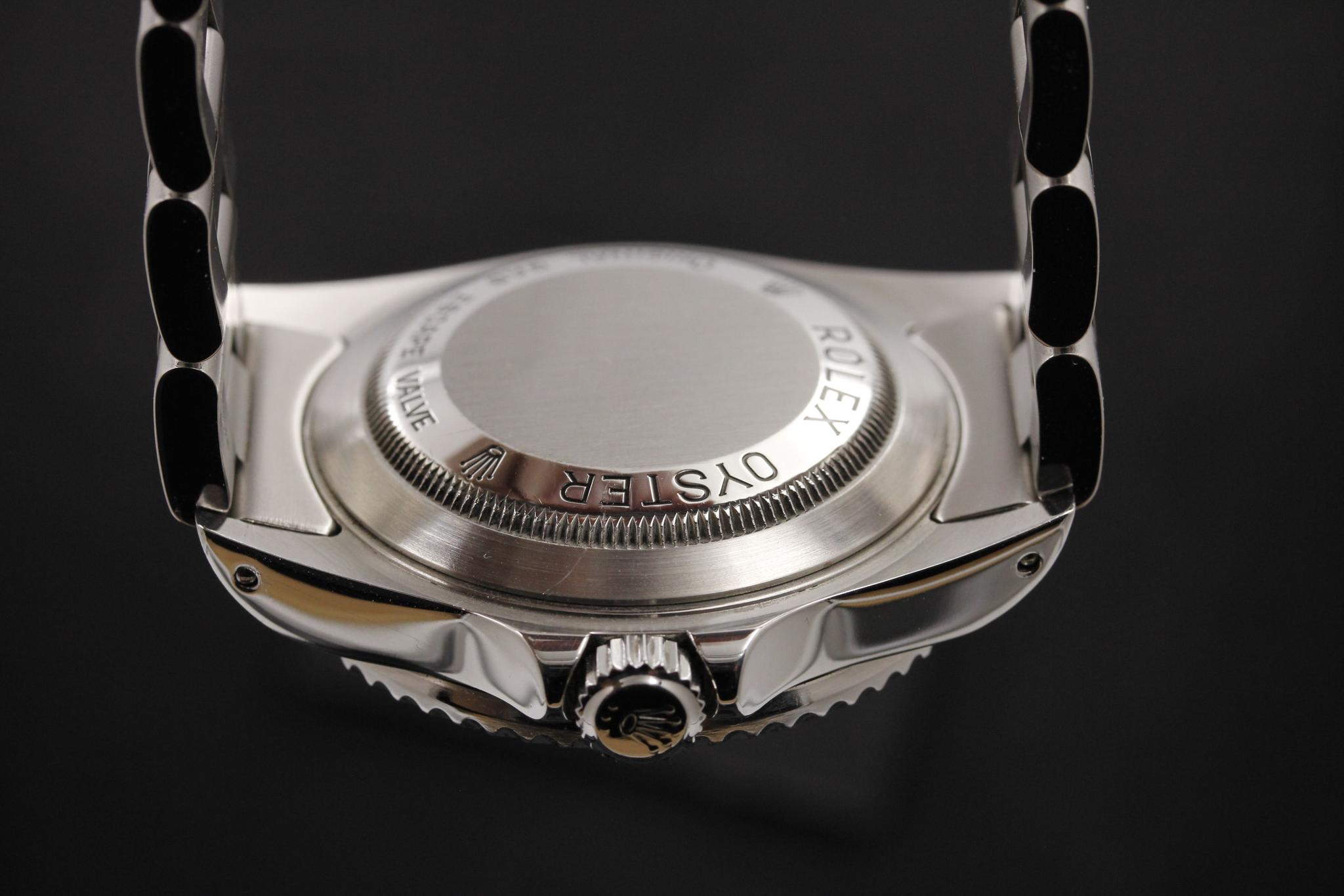 Watch Image 7