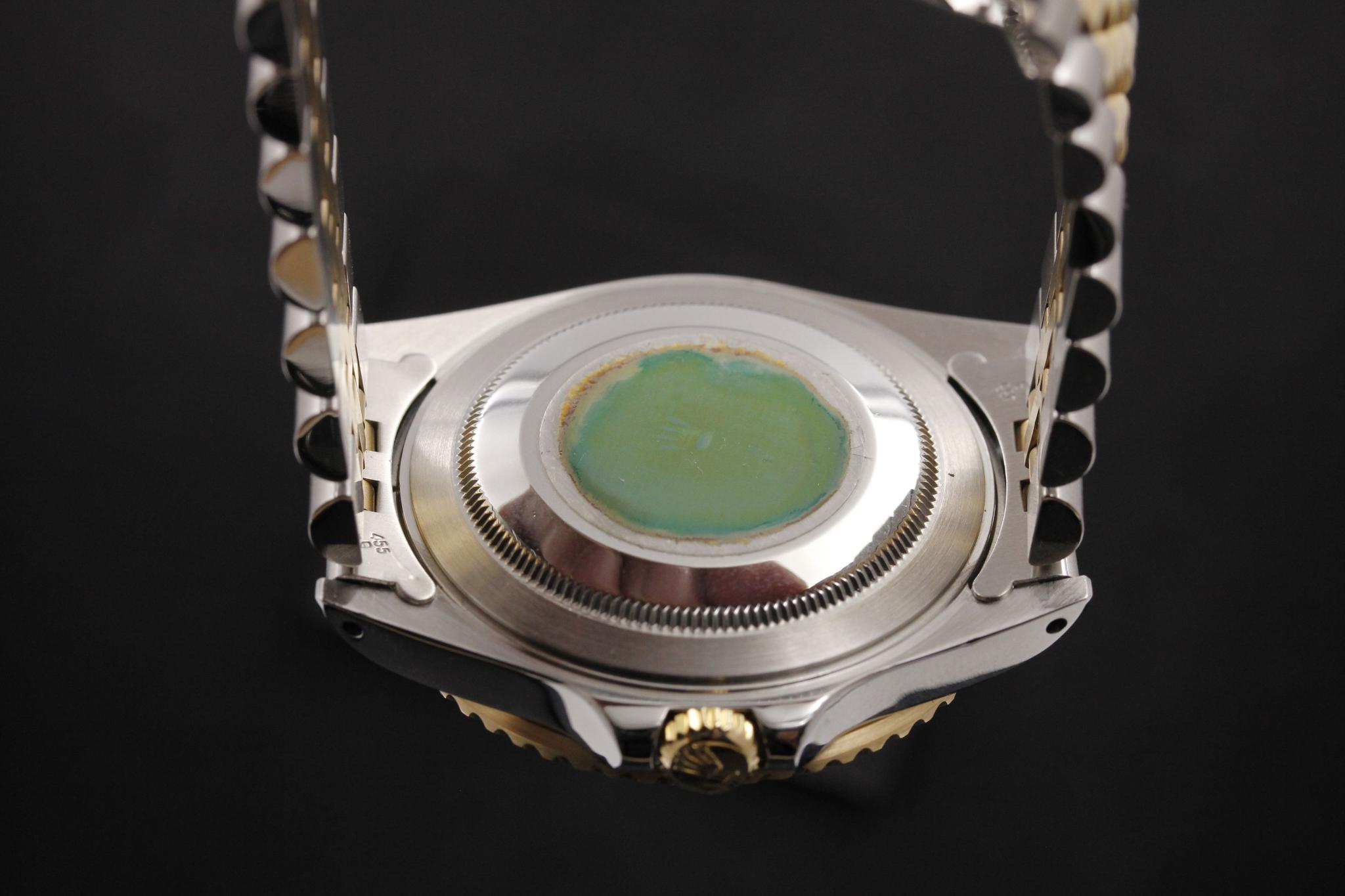 Watch Image 9
