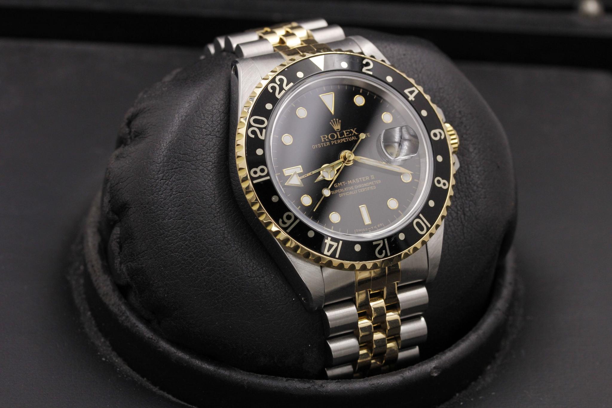 Watch Image 11