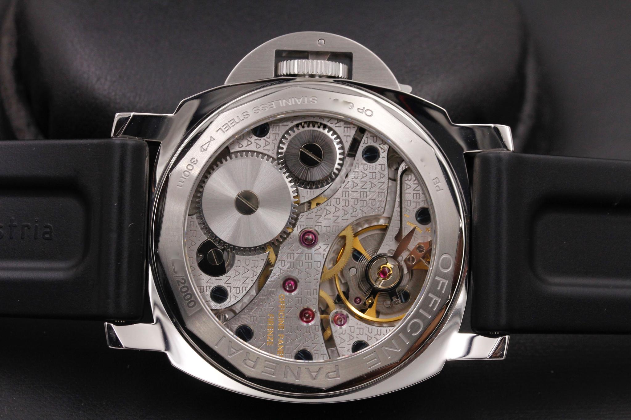 Watch Image 7