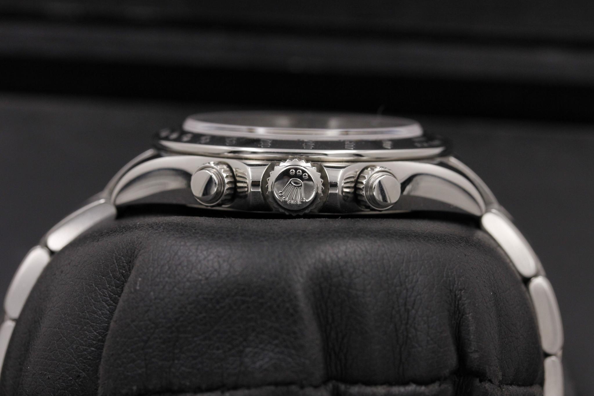 Watch Image 3