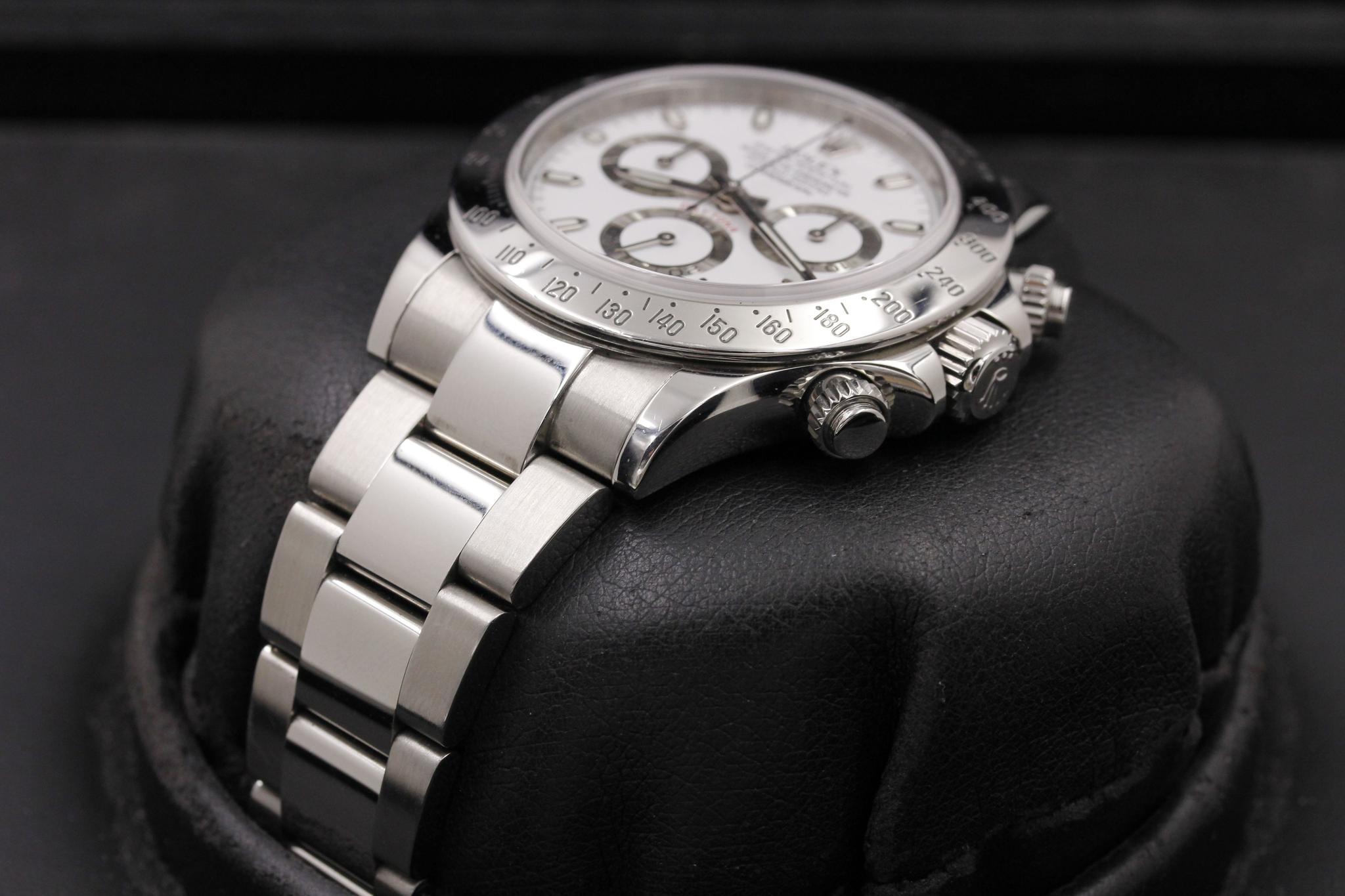 Watch Image 2