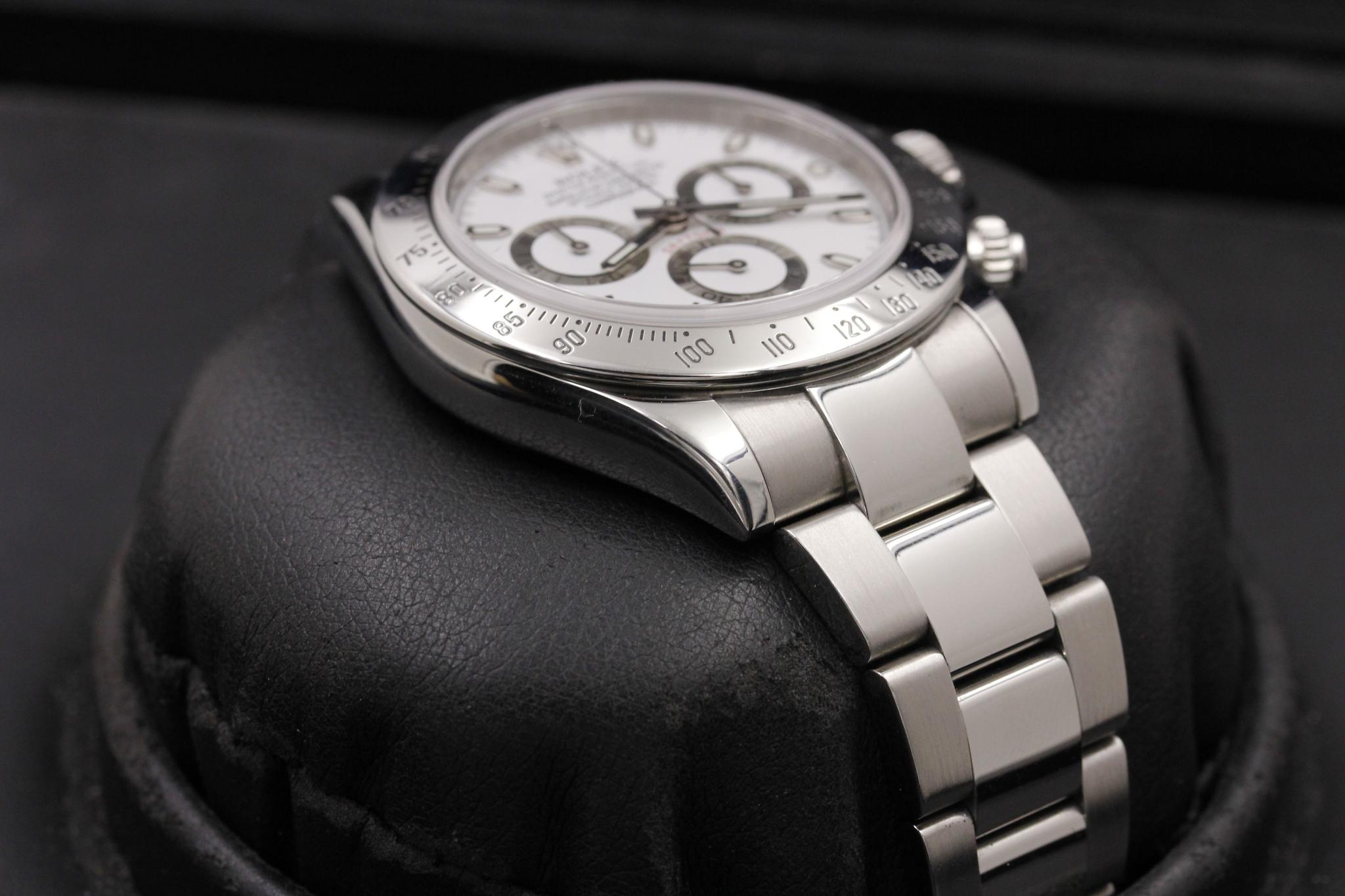 Watch Image 6