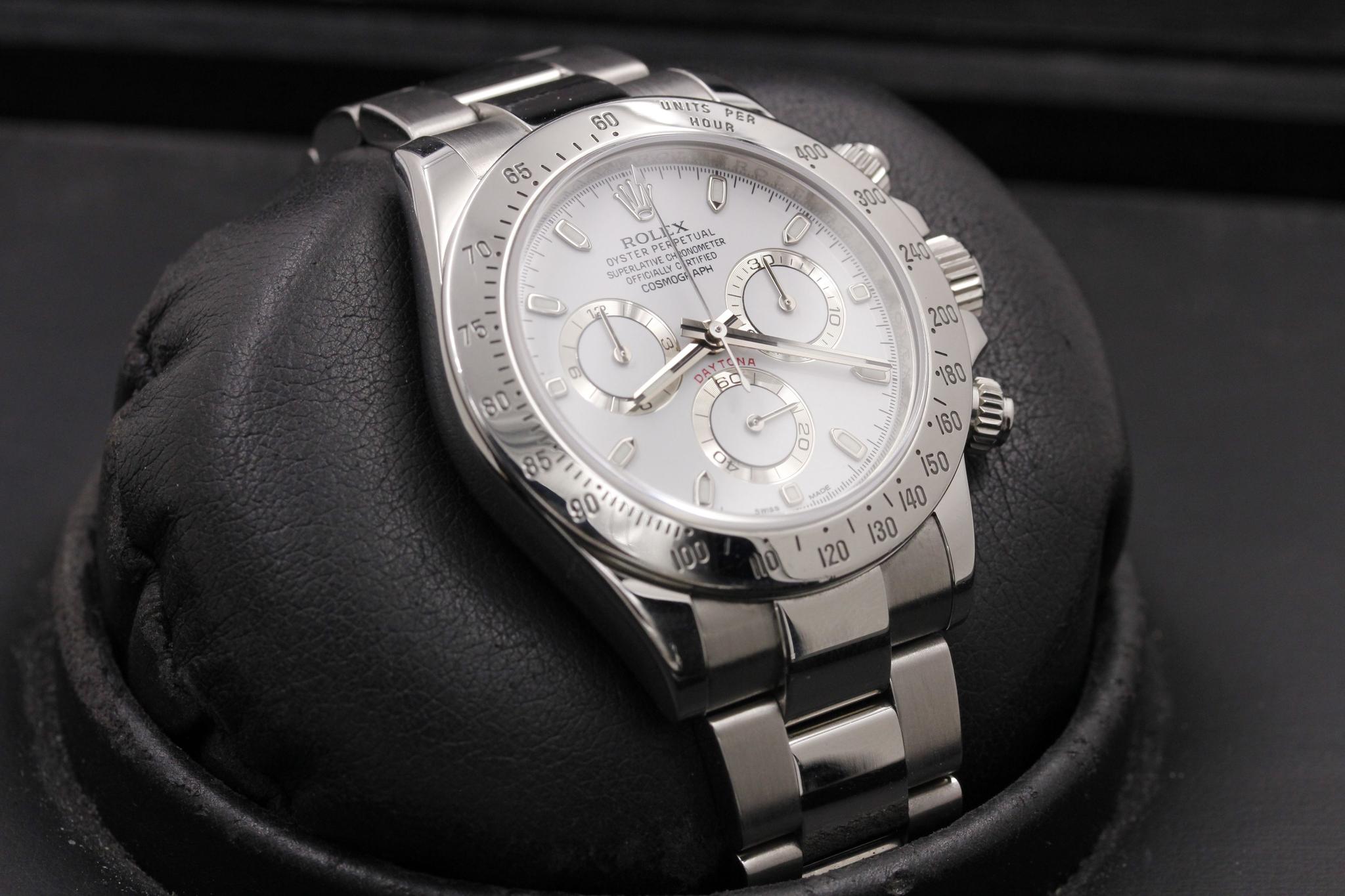 Watch Image 10
