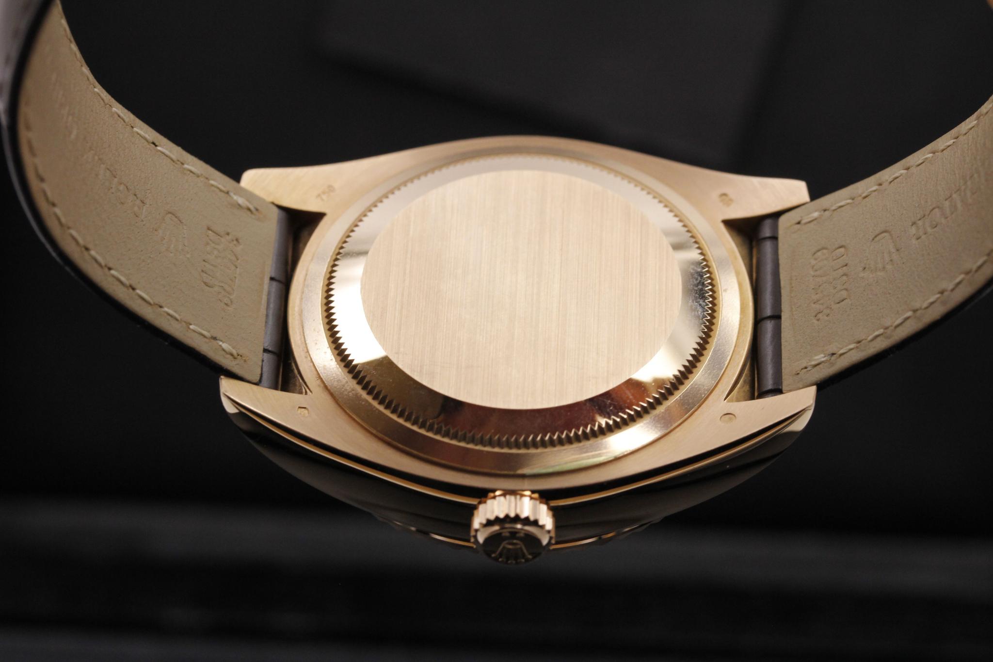 Watch Image 8