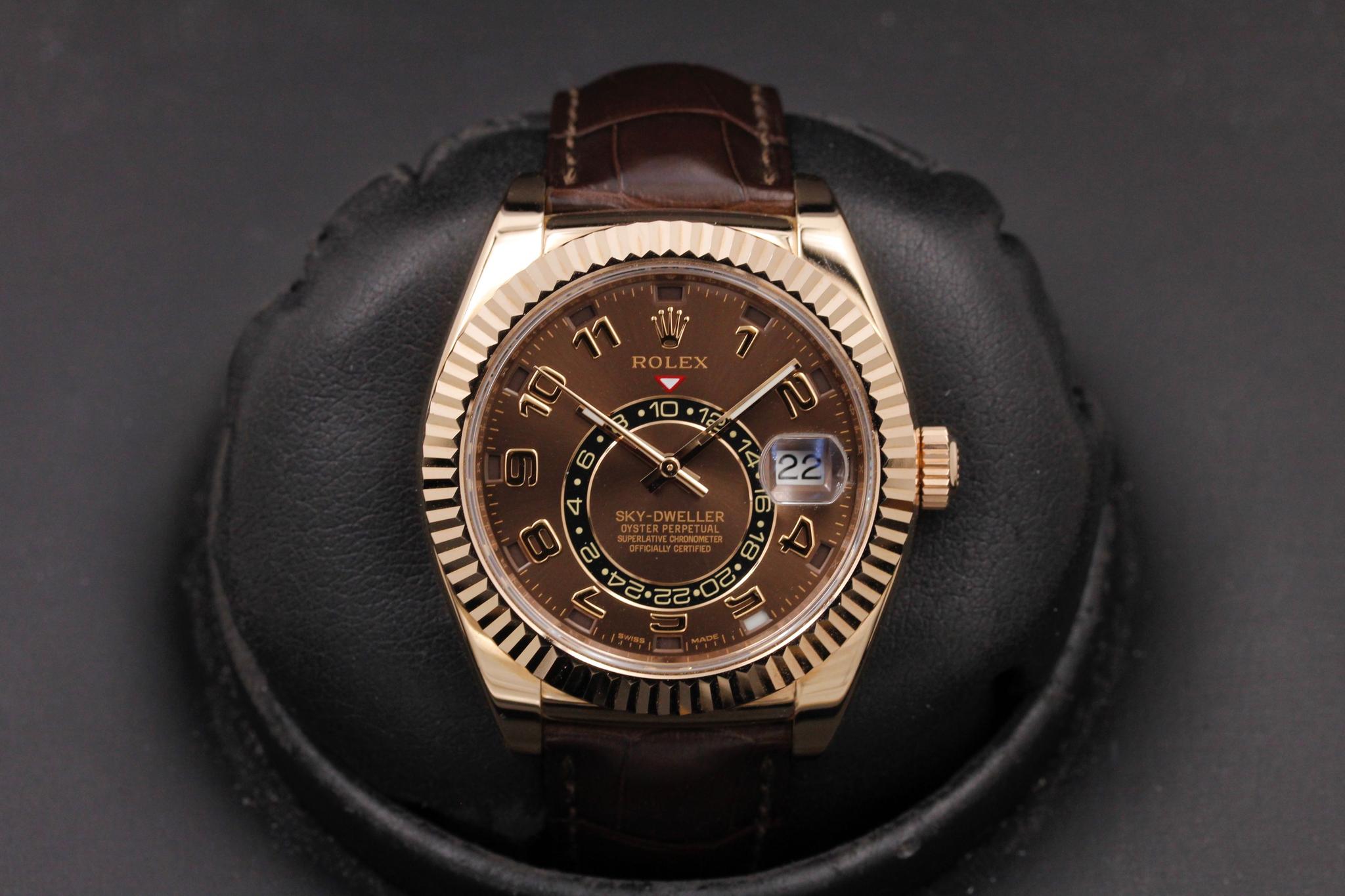 Watch Image 1