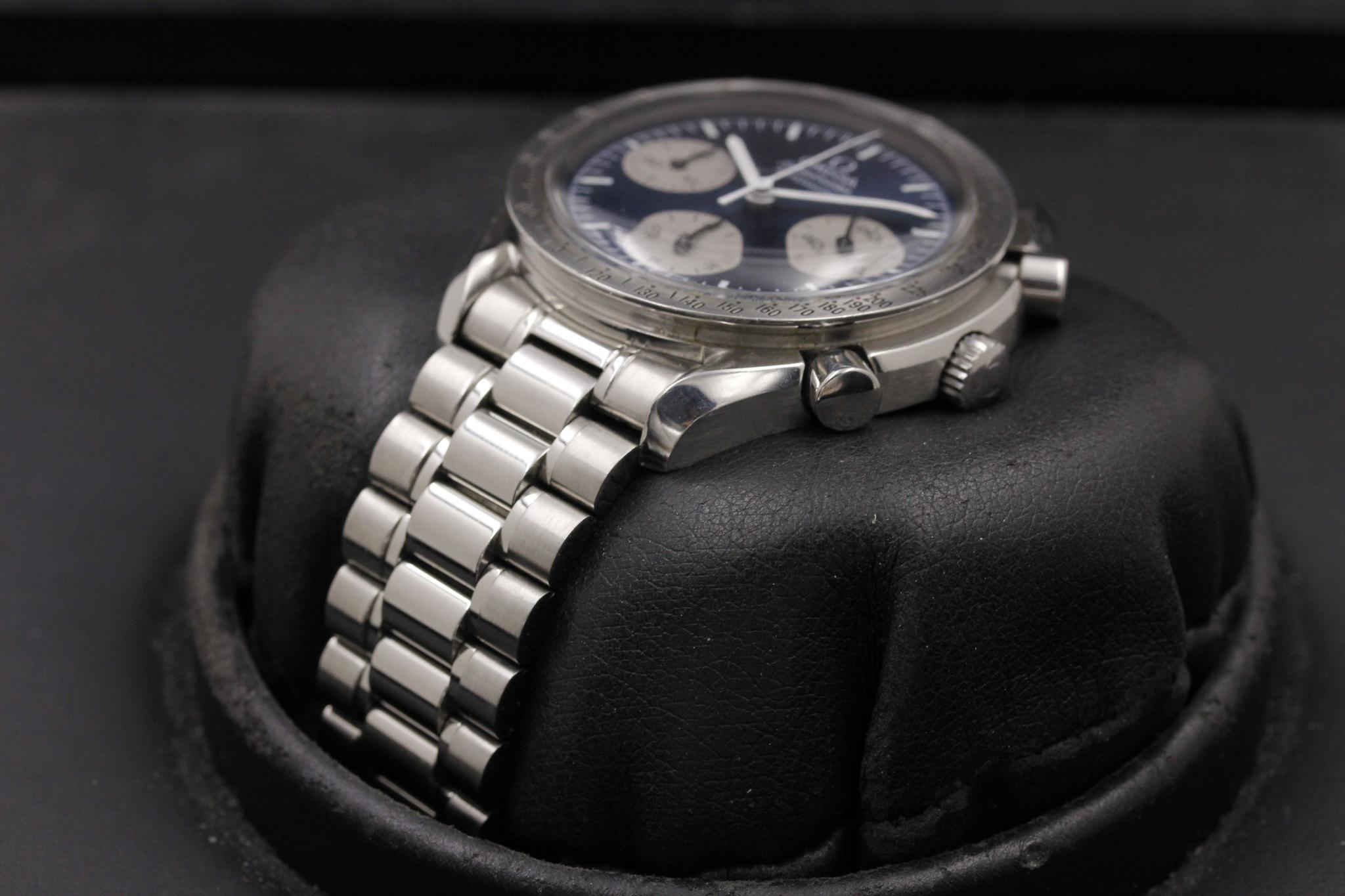 Watch Image 2