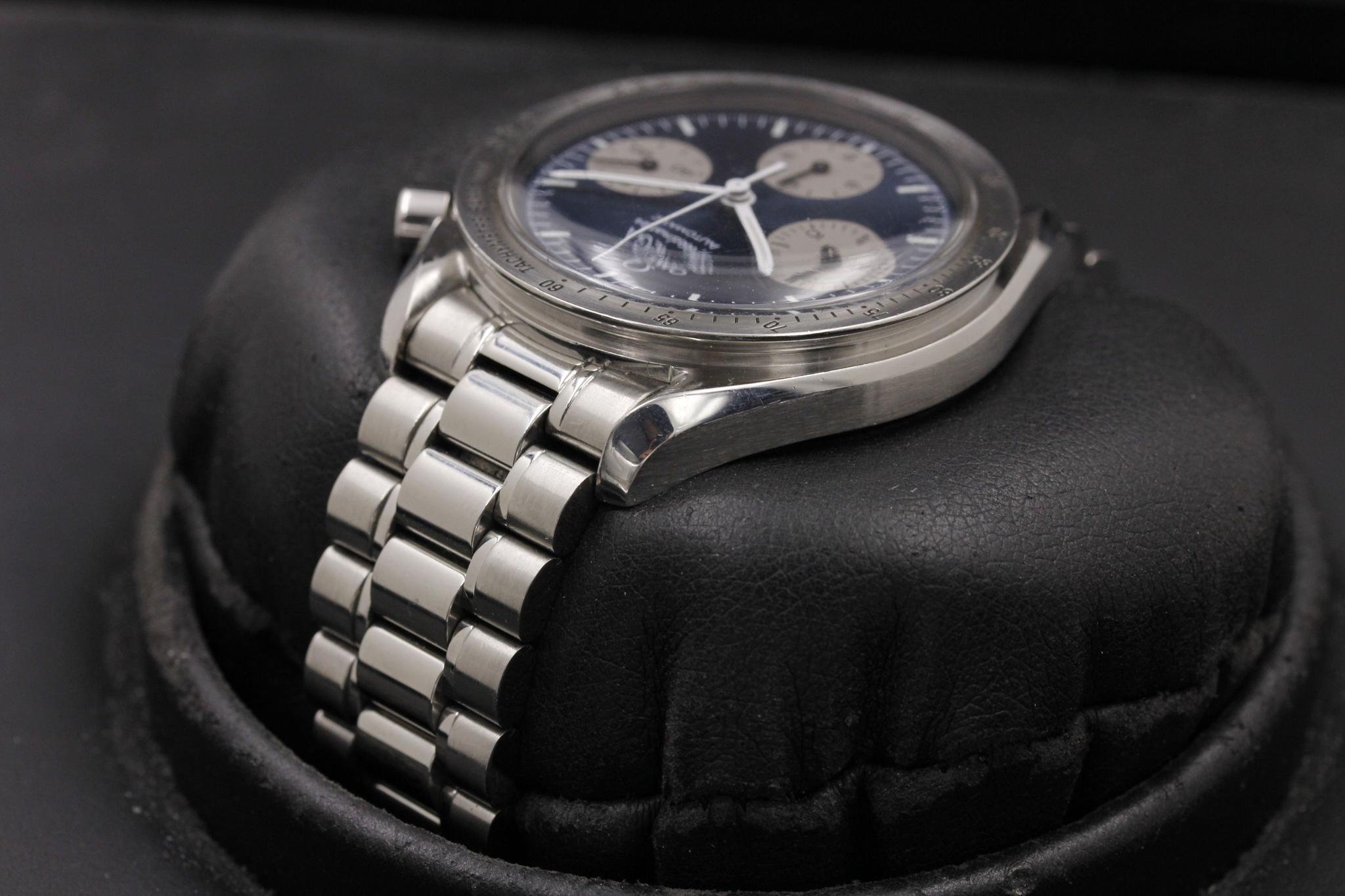 Watch Image 5