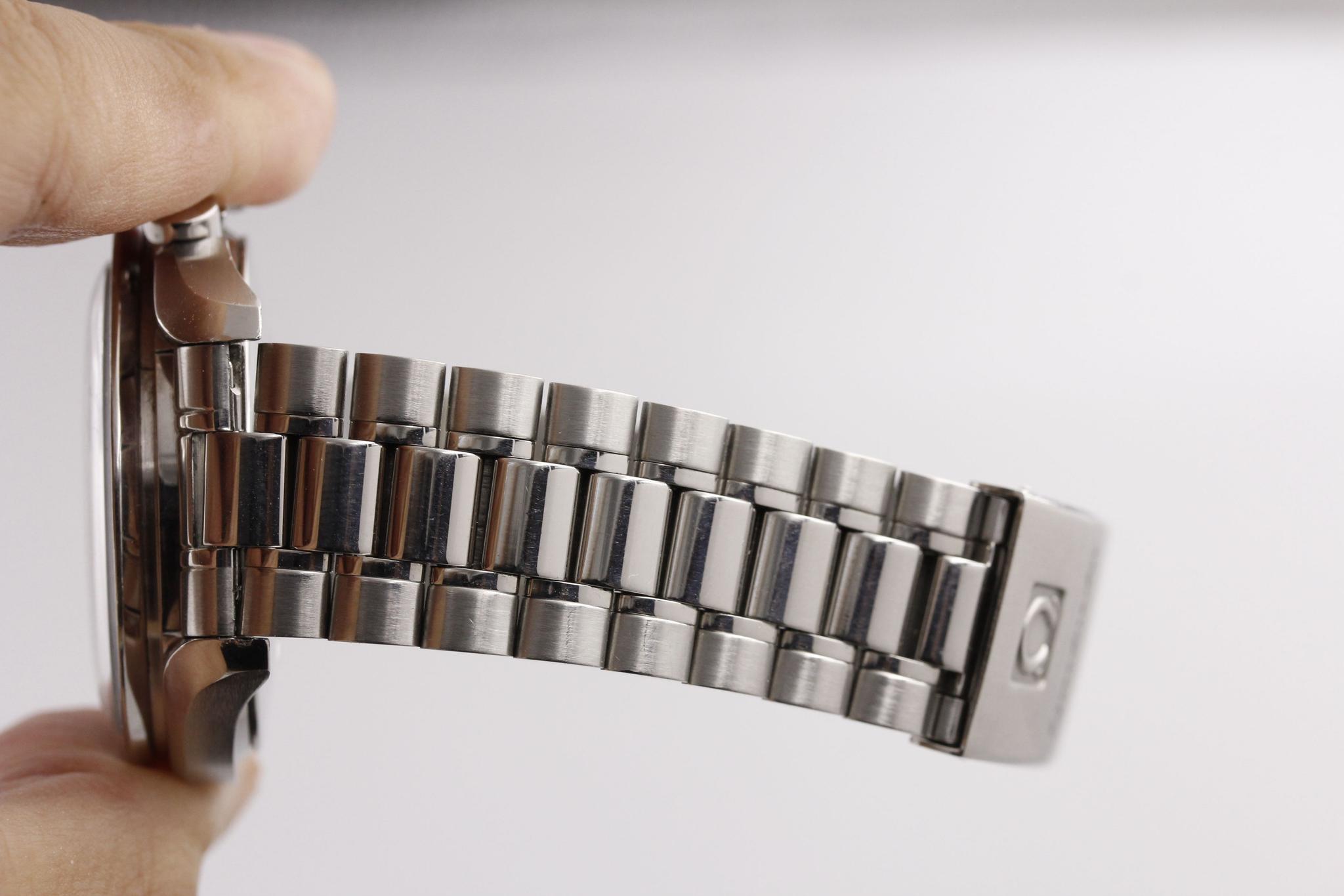 Watch Image 9