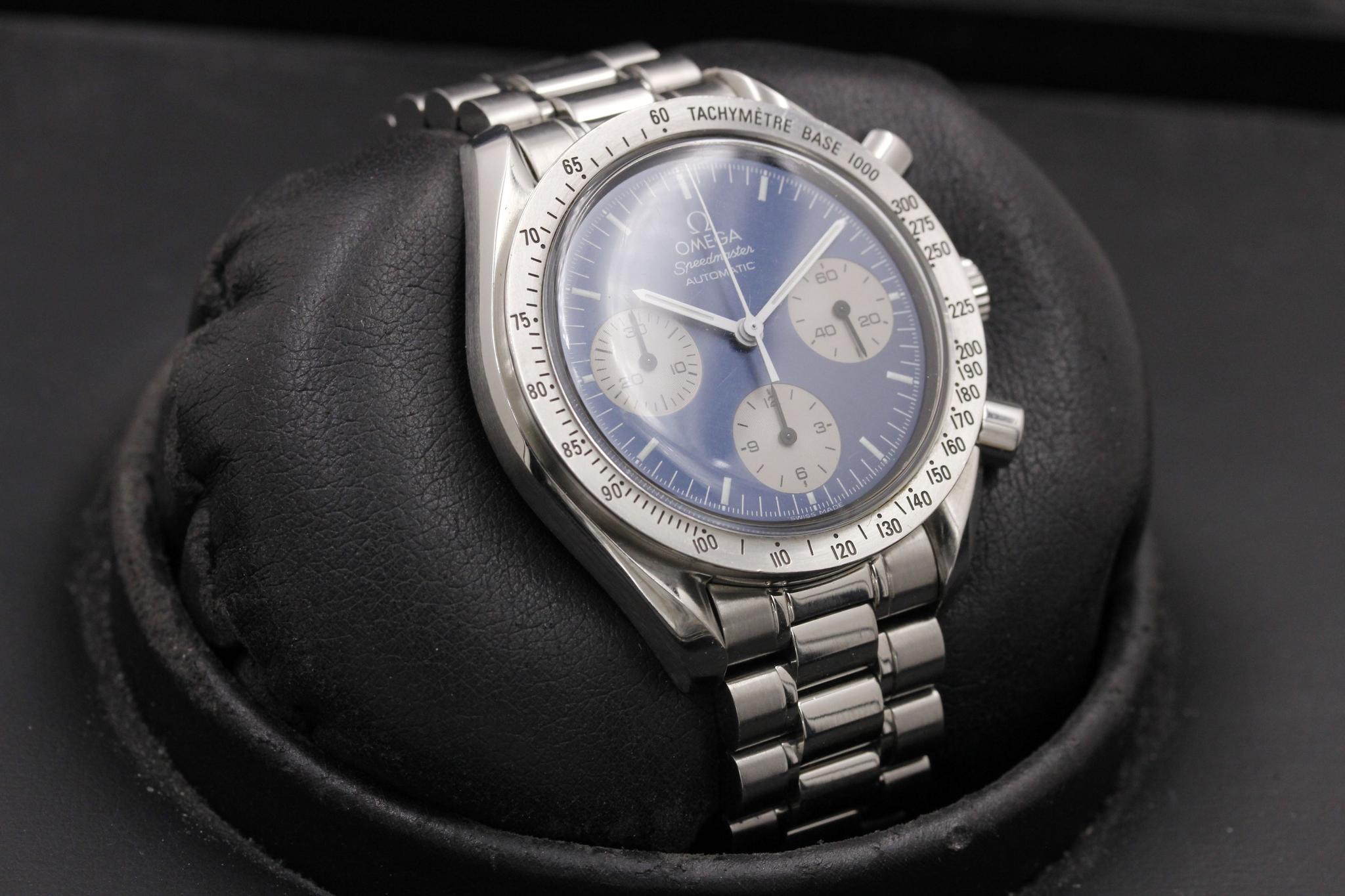 Watch Image 11