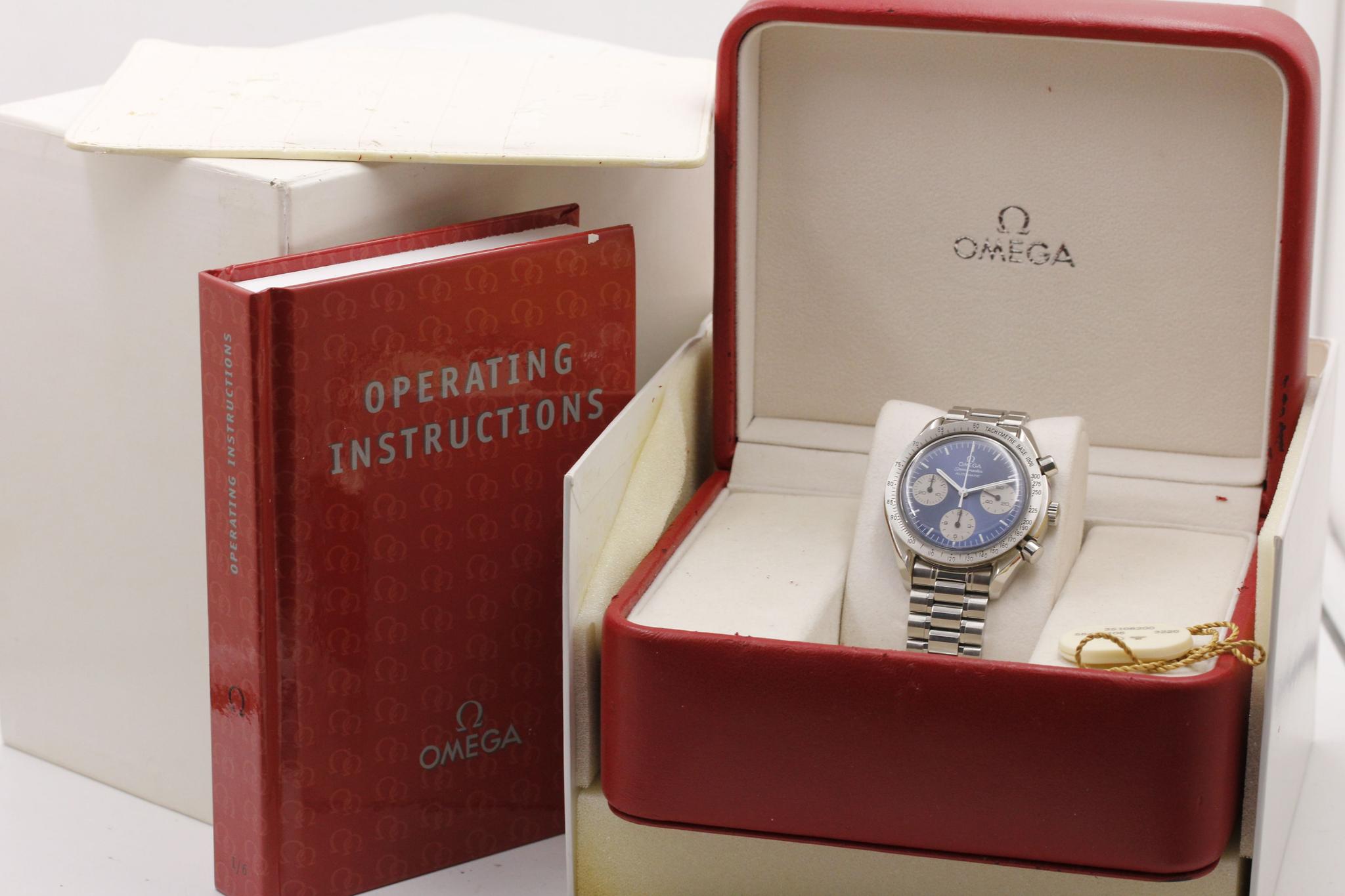 Watch Image 12