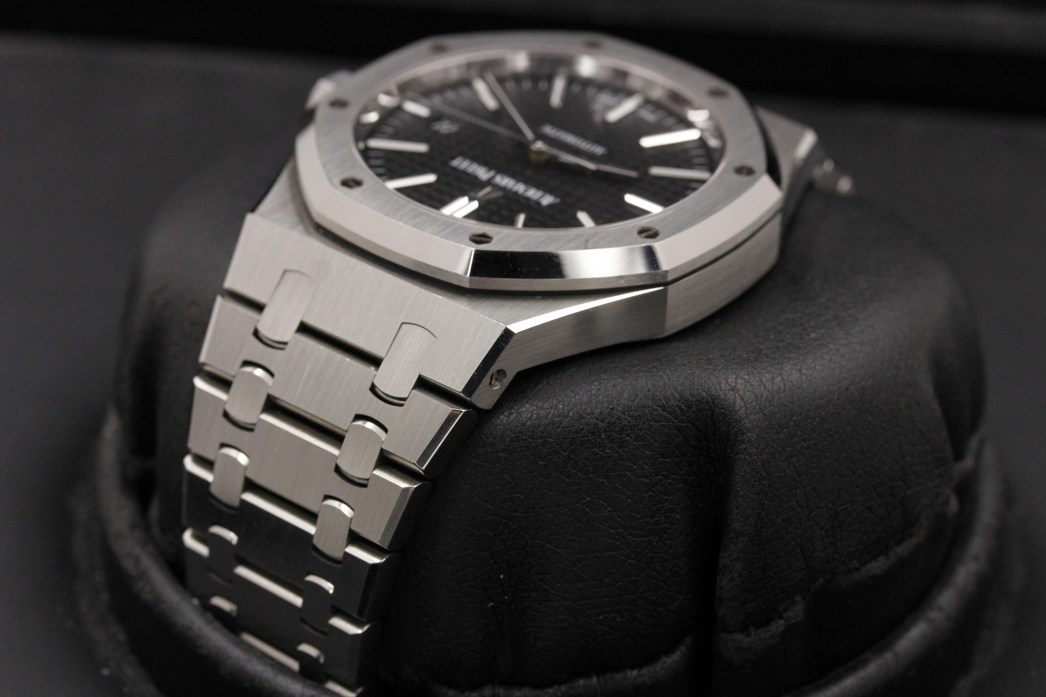 Watch Image 5