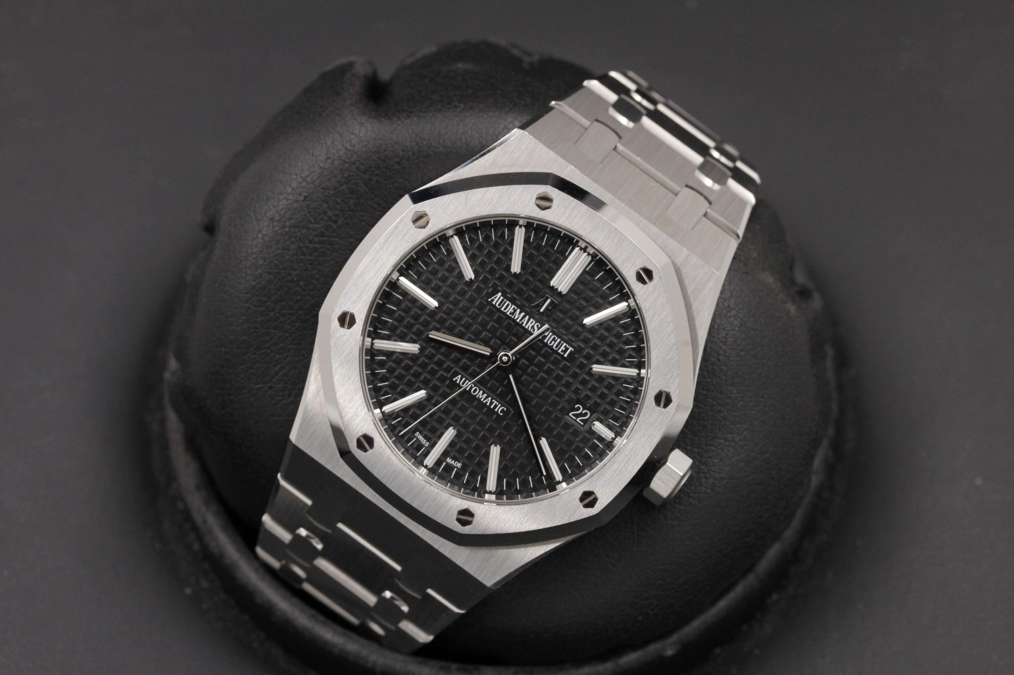 Watch Image 9