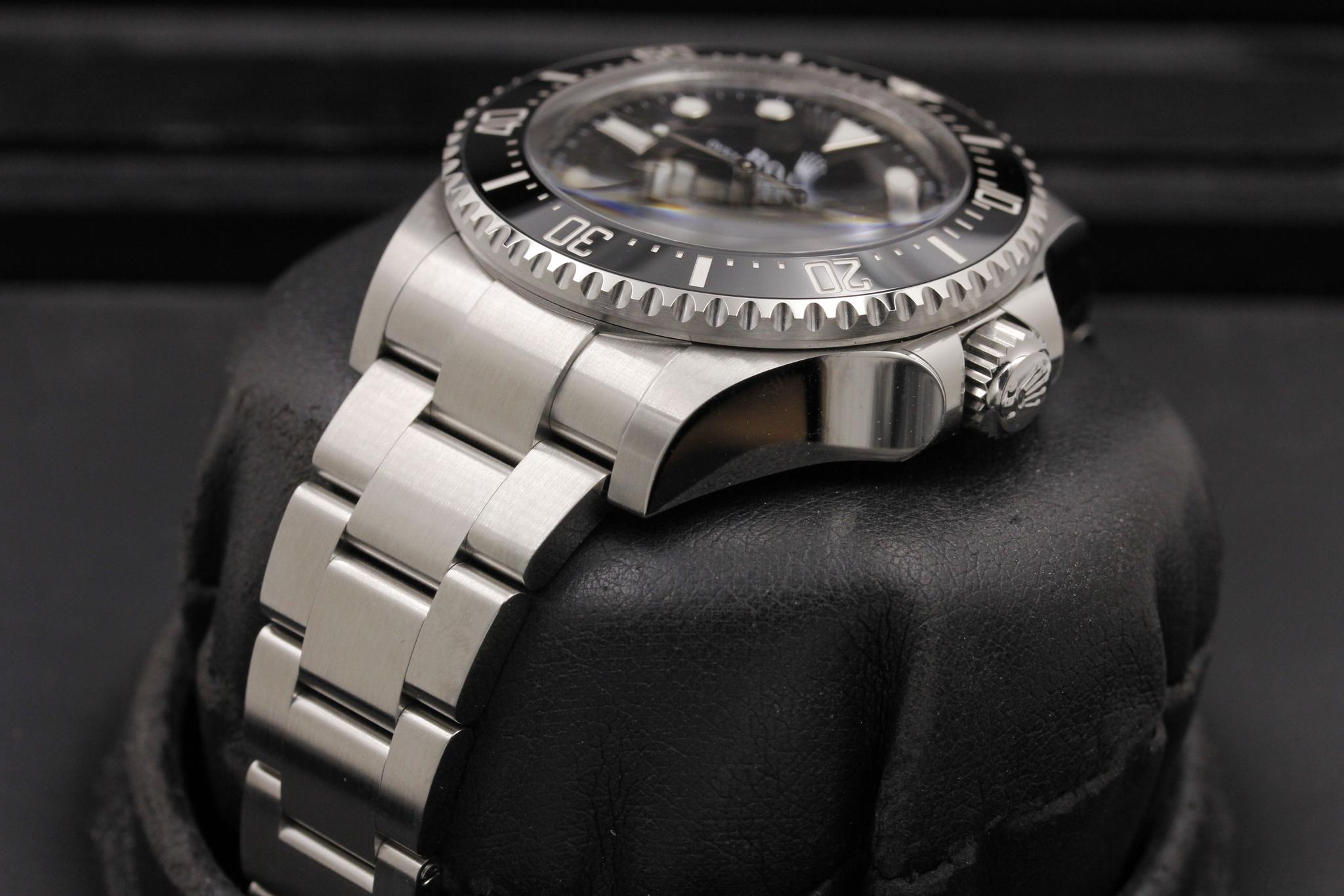 Watch Image 2