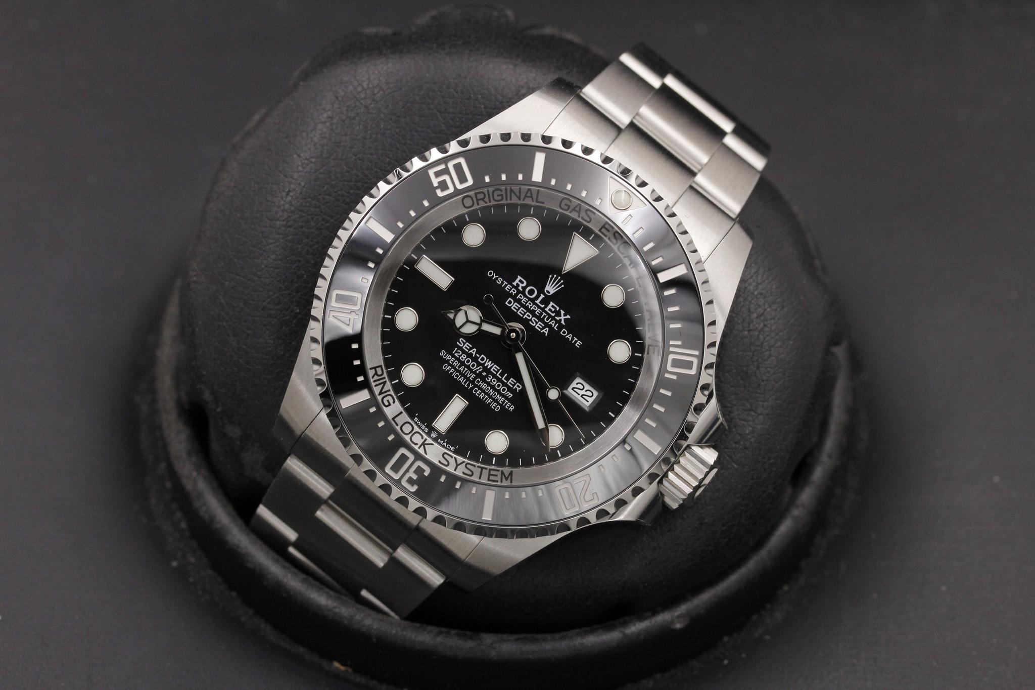 Watch Image 9