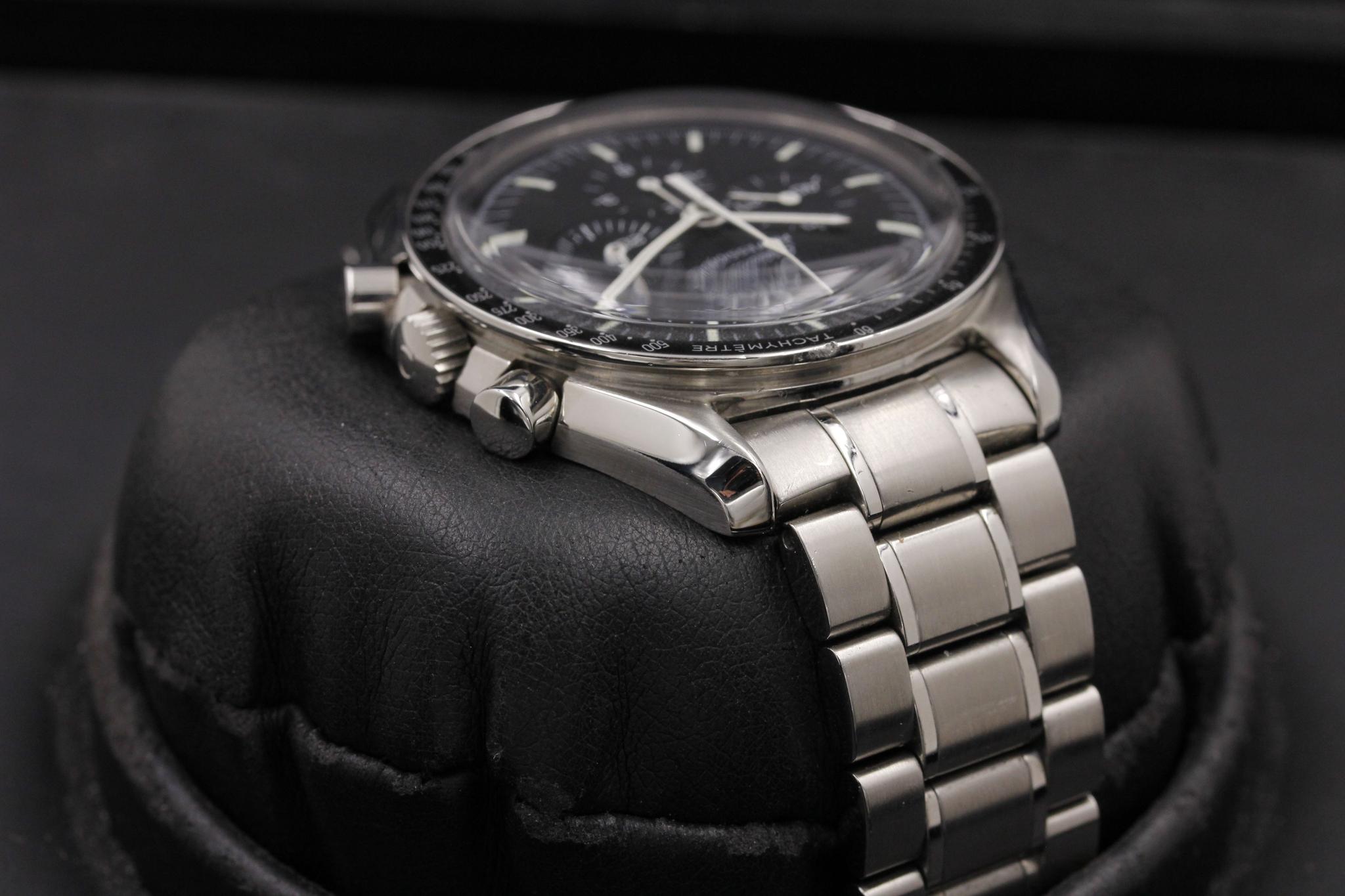 Watch Image 2