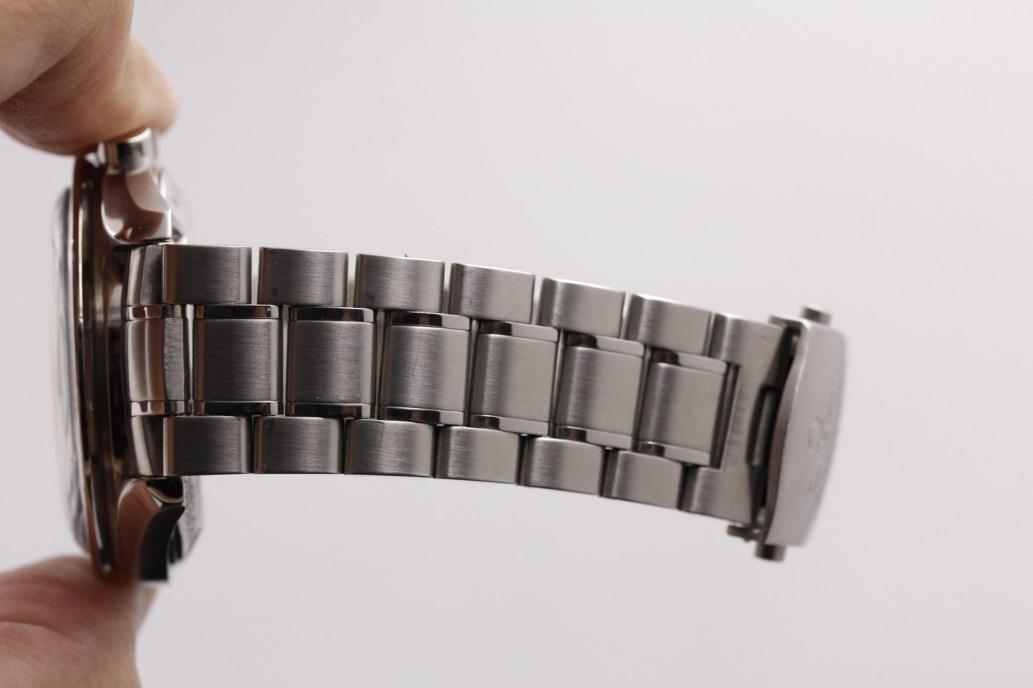 Watch Image 9