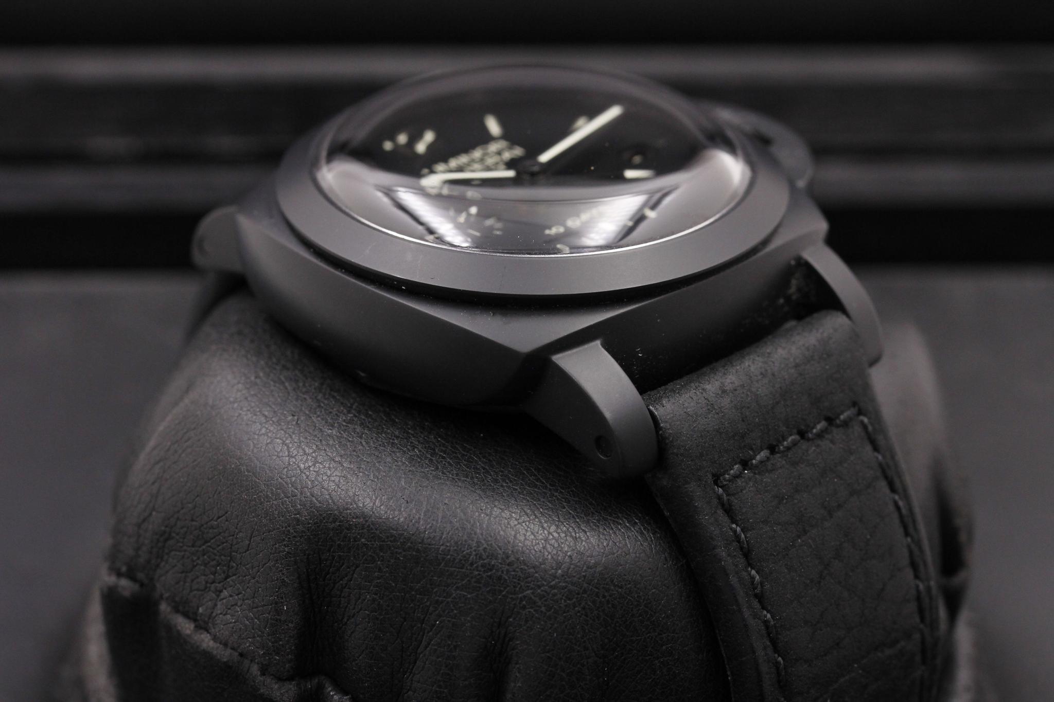 Watch Image 6