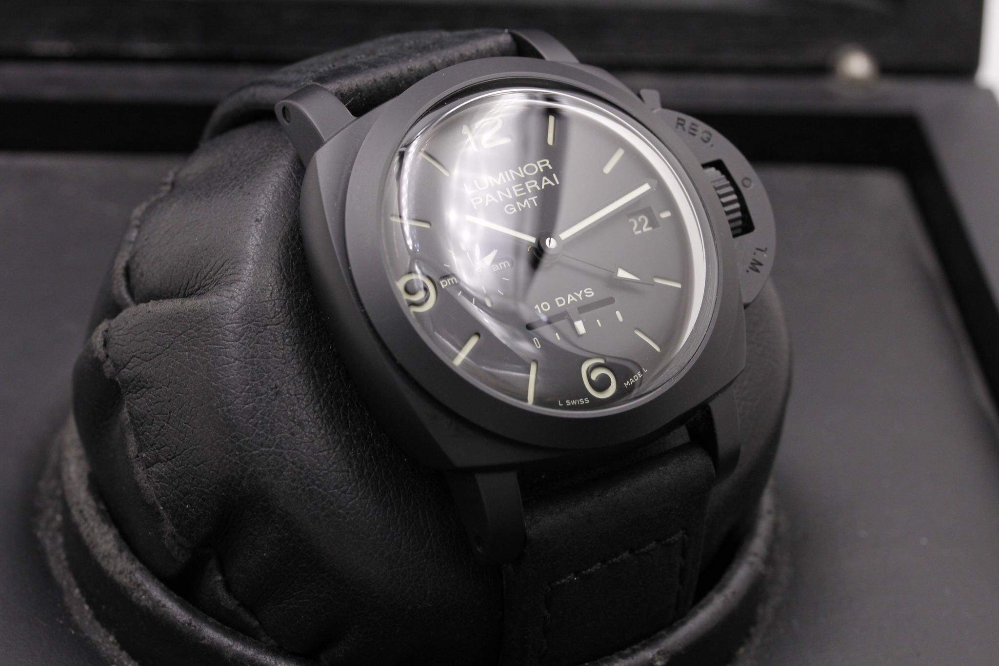 Watch Image 10