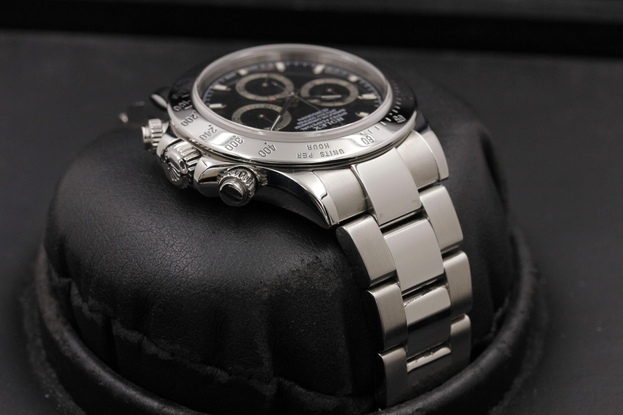 Watch Image 4