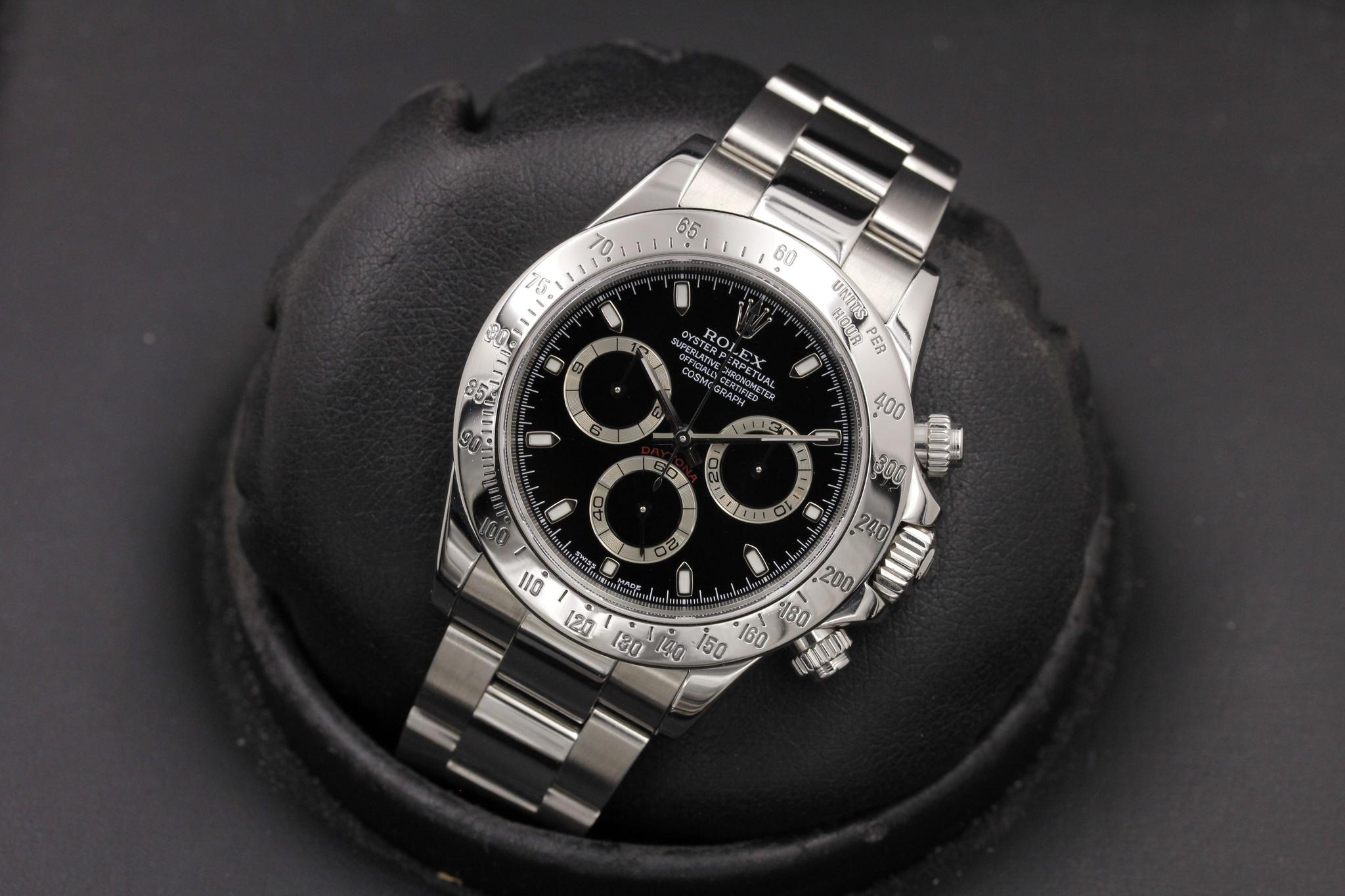Watch Image 11