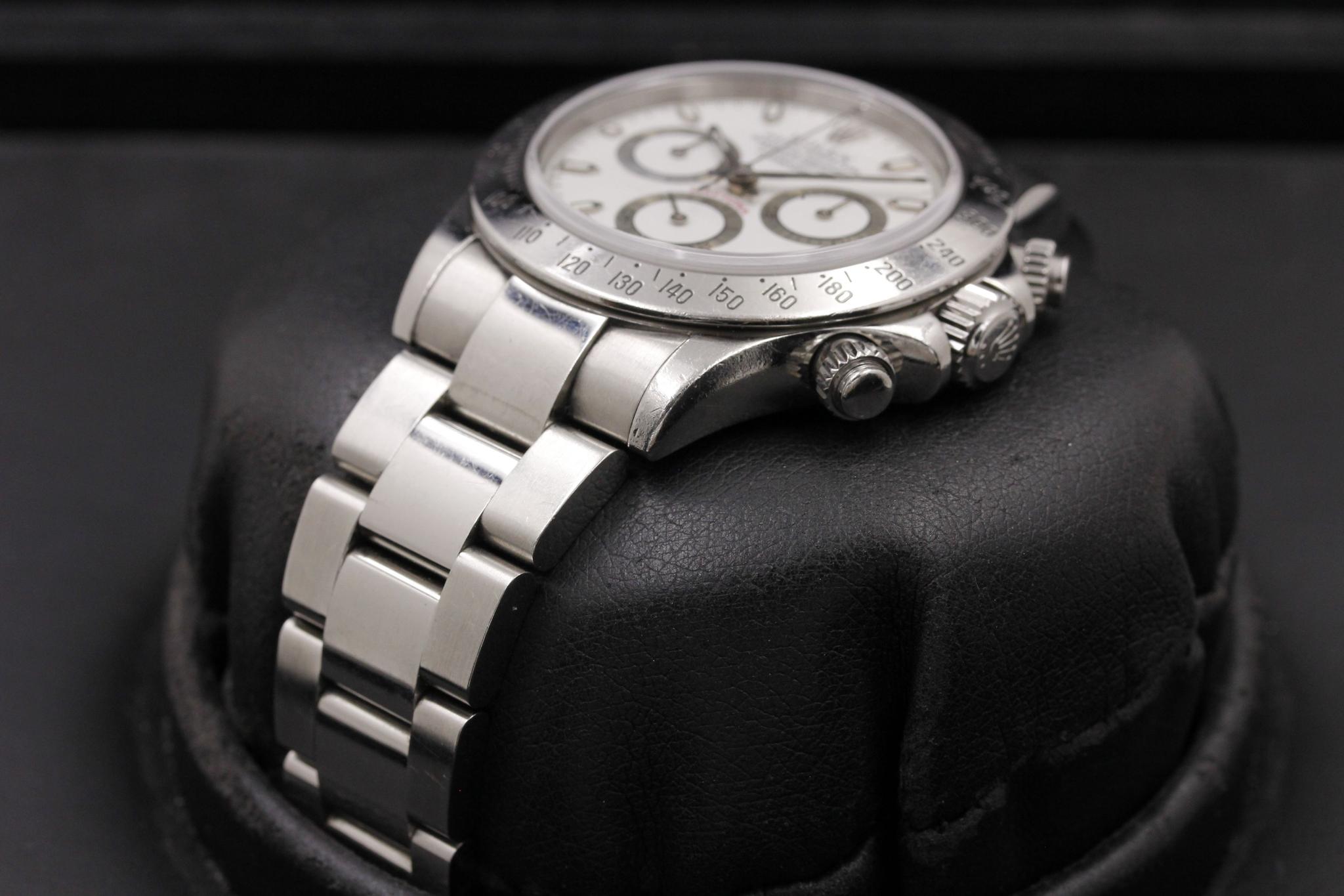Watch Image 2