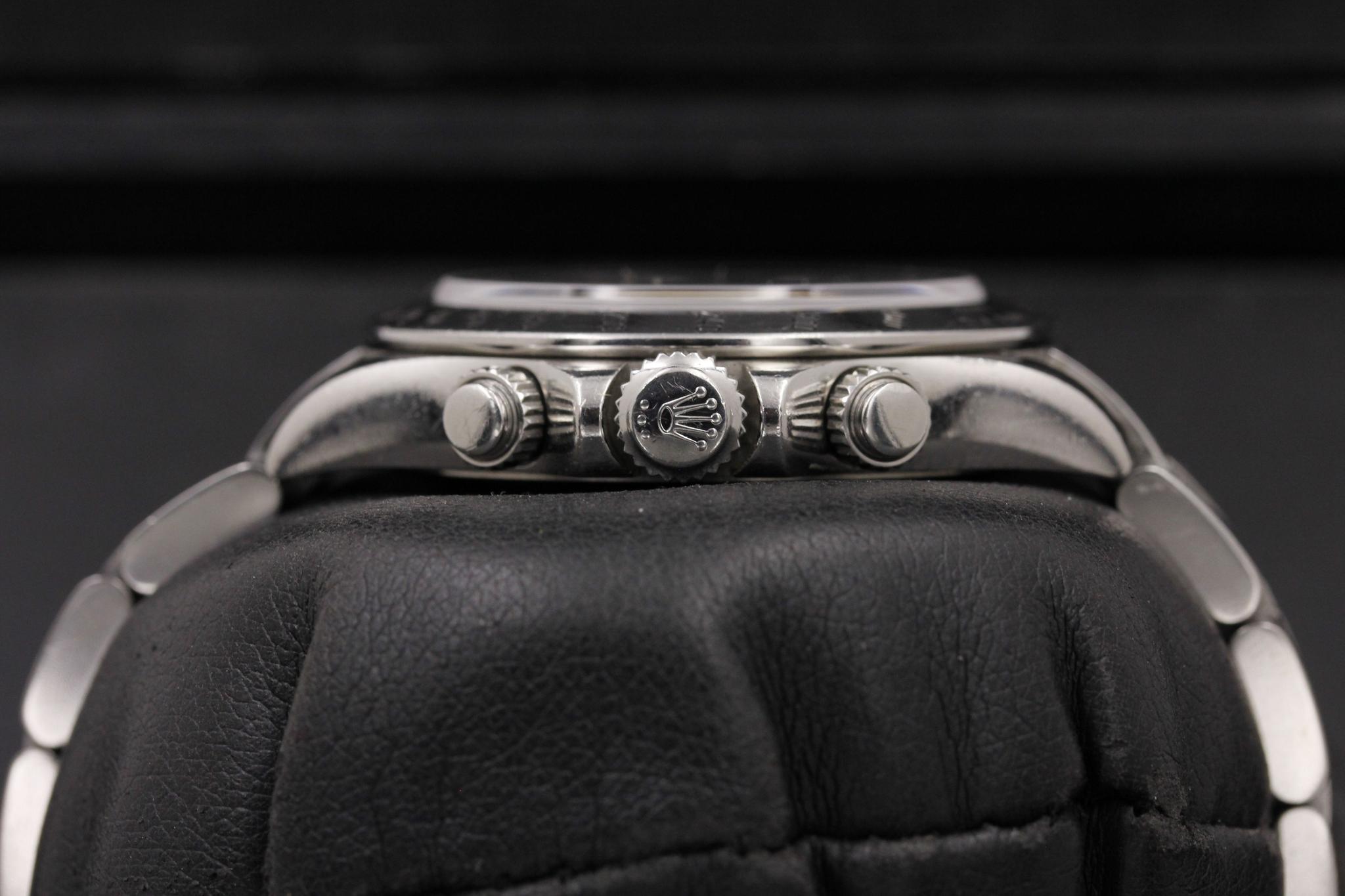 Watch Image 3