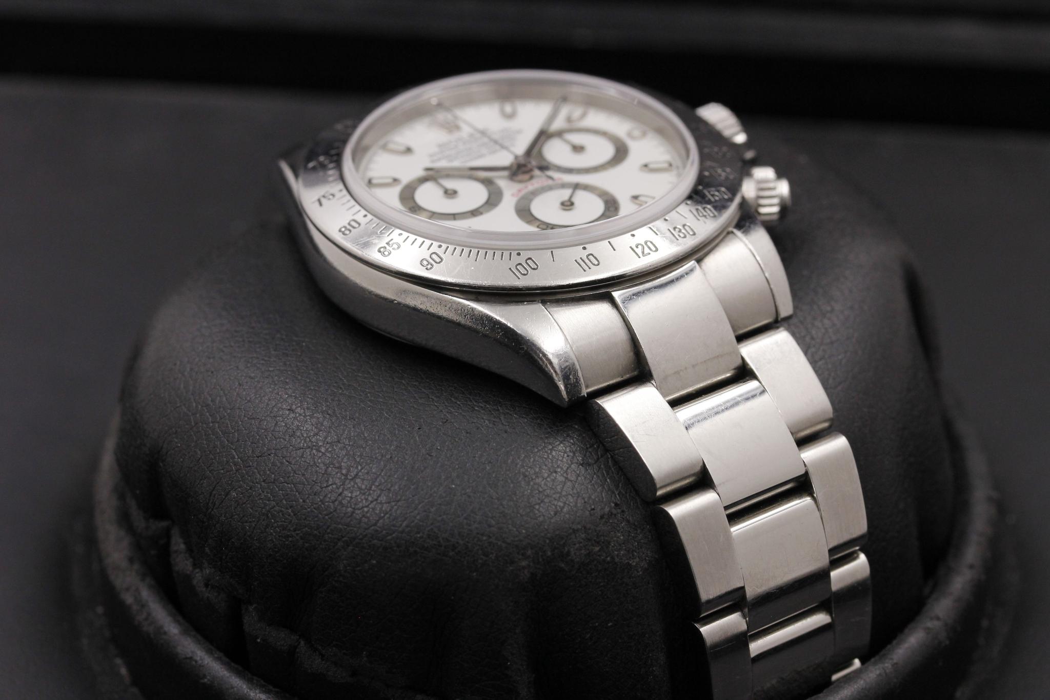 Watch Image 6