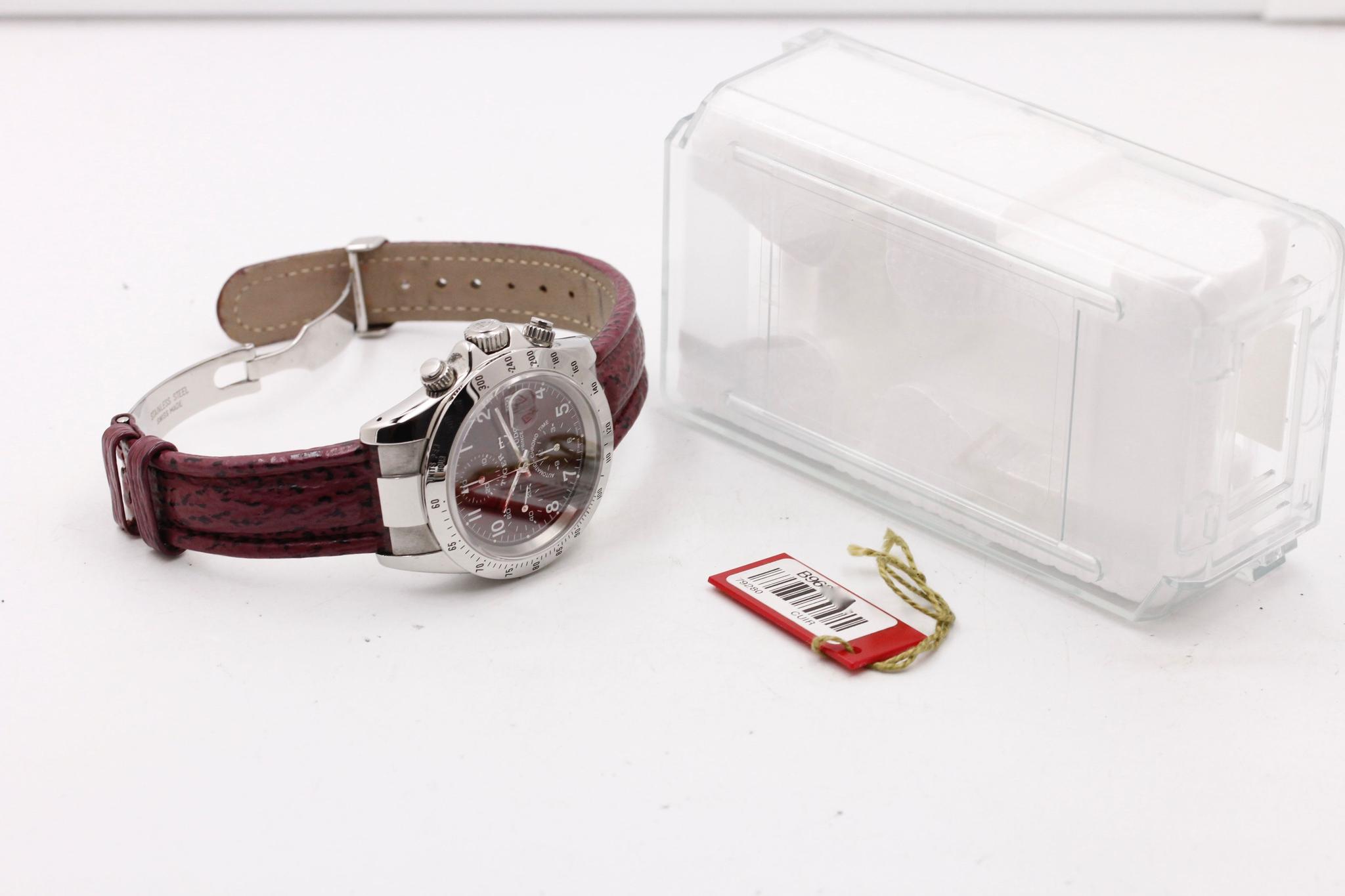Watch Image 11