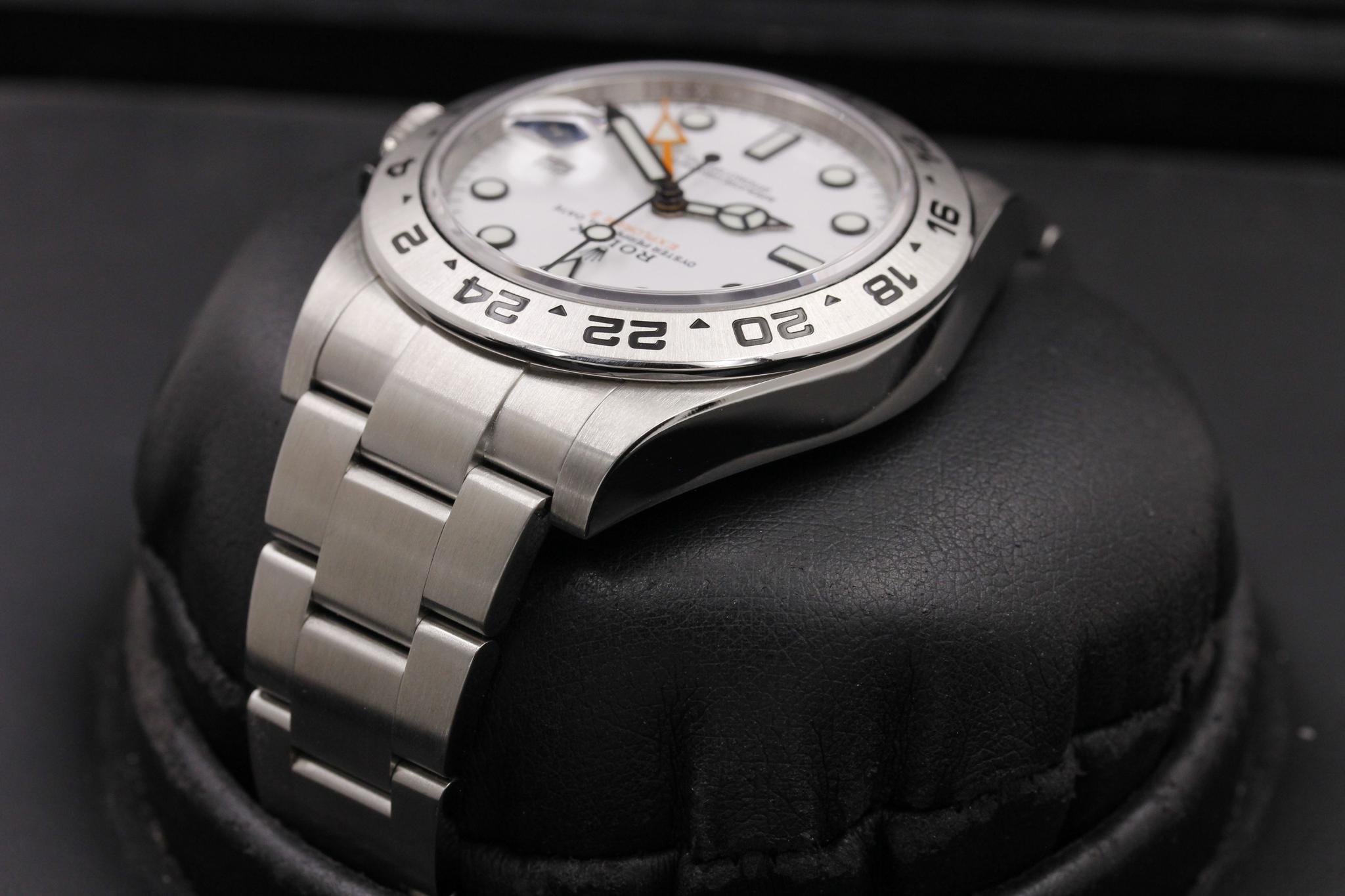 Watch Image 5