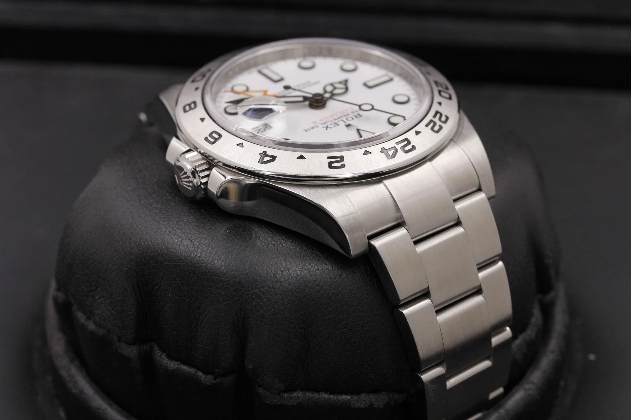 Watch Image 4