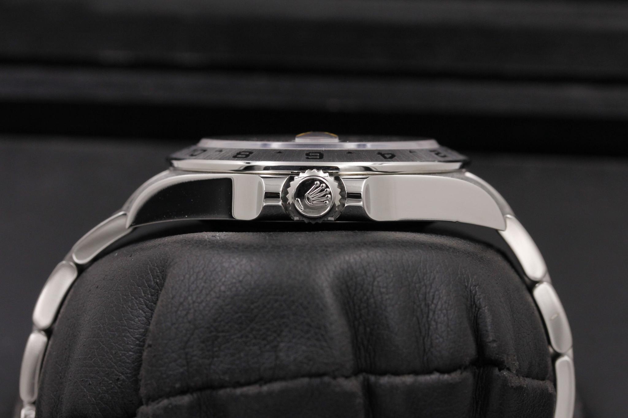 Watch Image 3