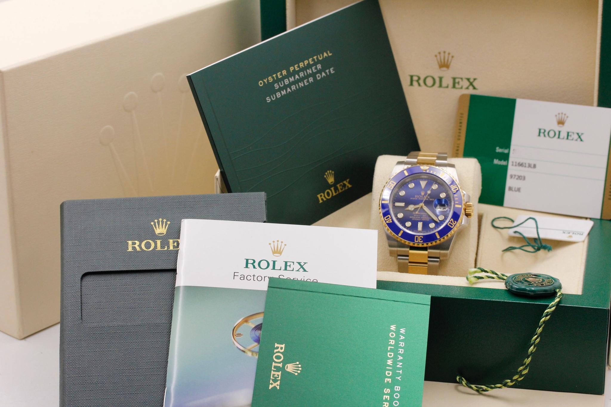 Watch Image 11