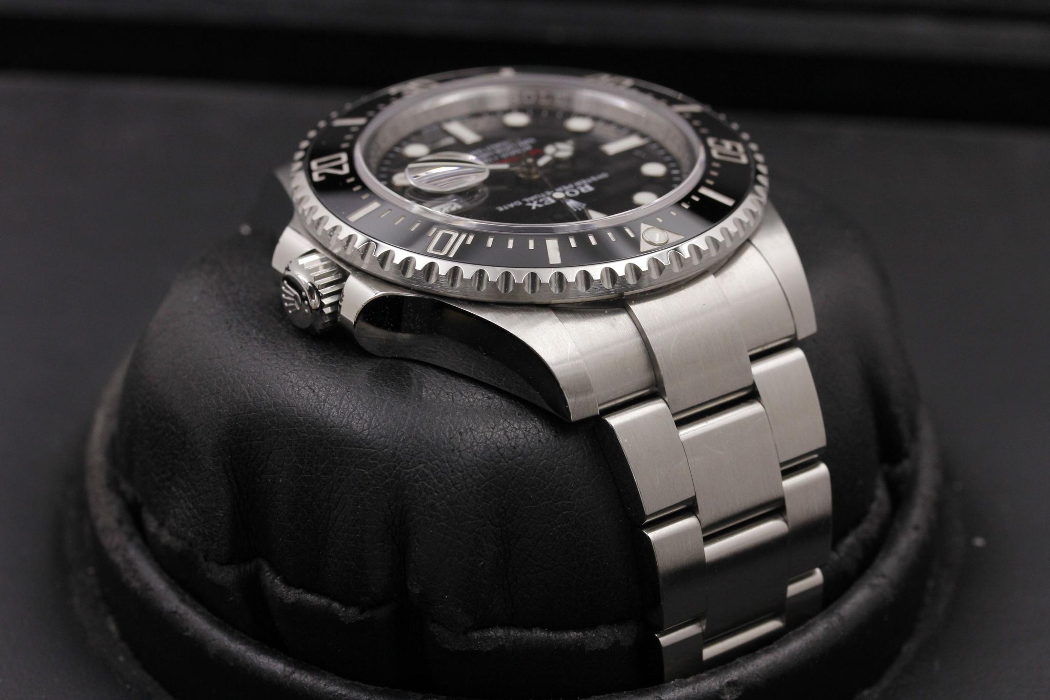 Watch Image 4