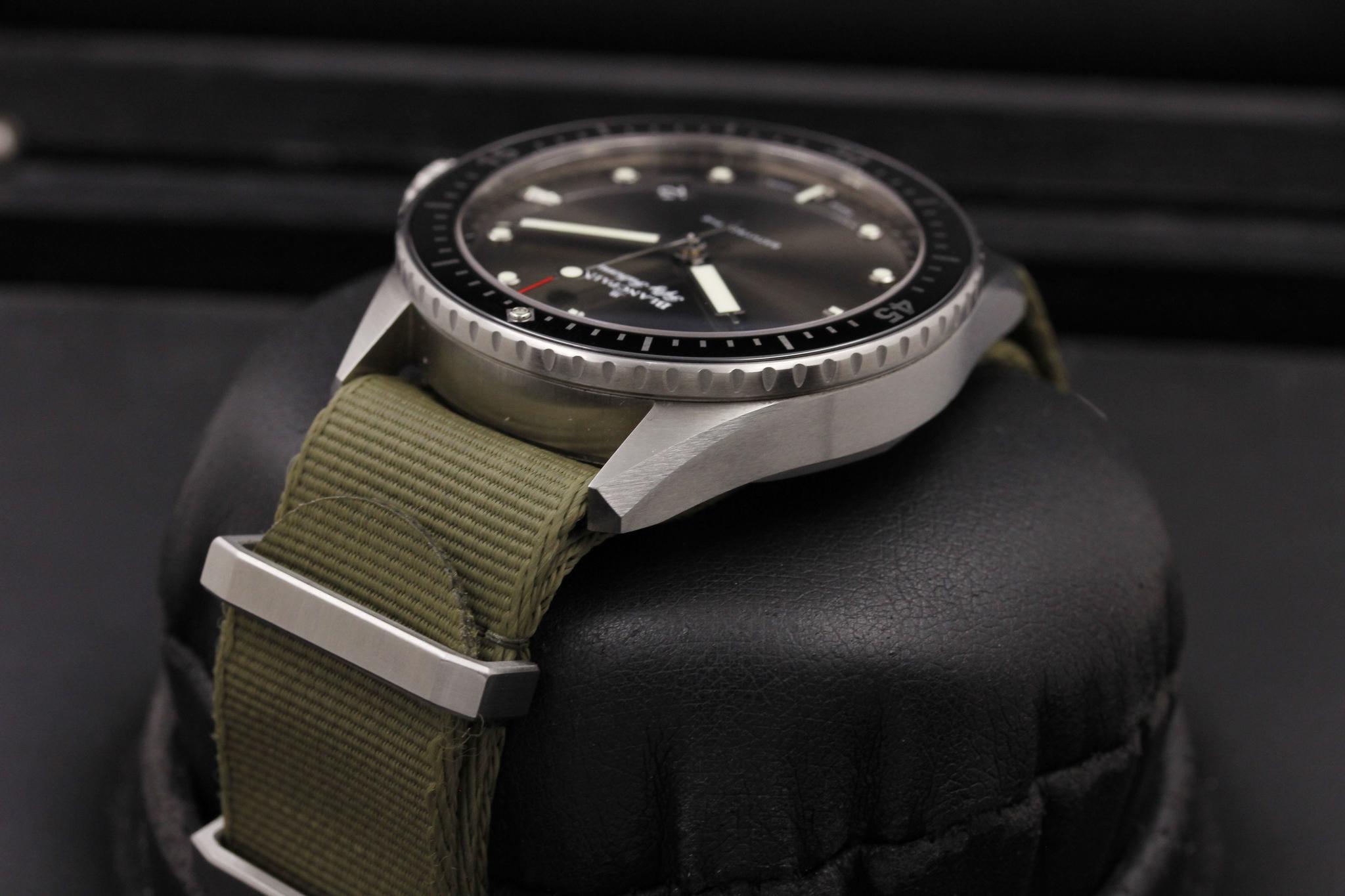 Watch Image 5