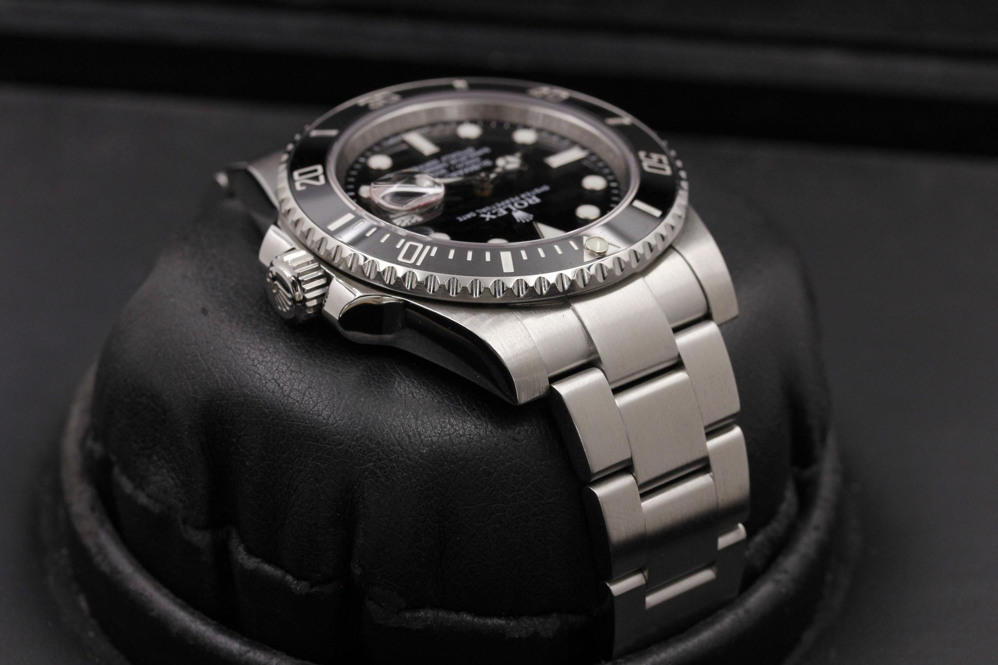 Watch Image 4